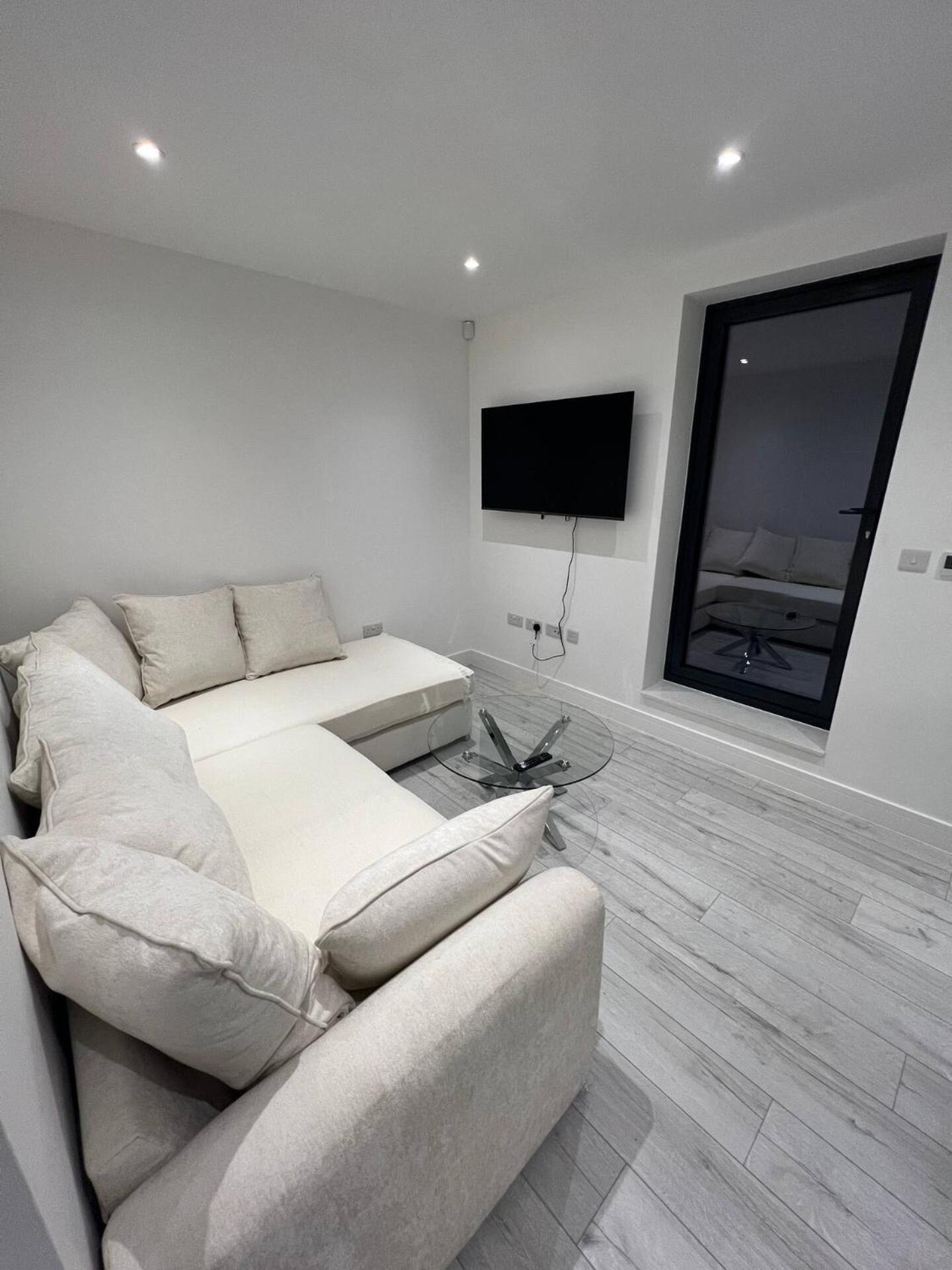 Aparthotel Queens Luxury Wembley Stadium -