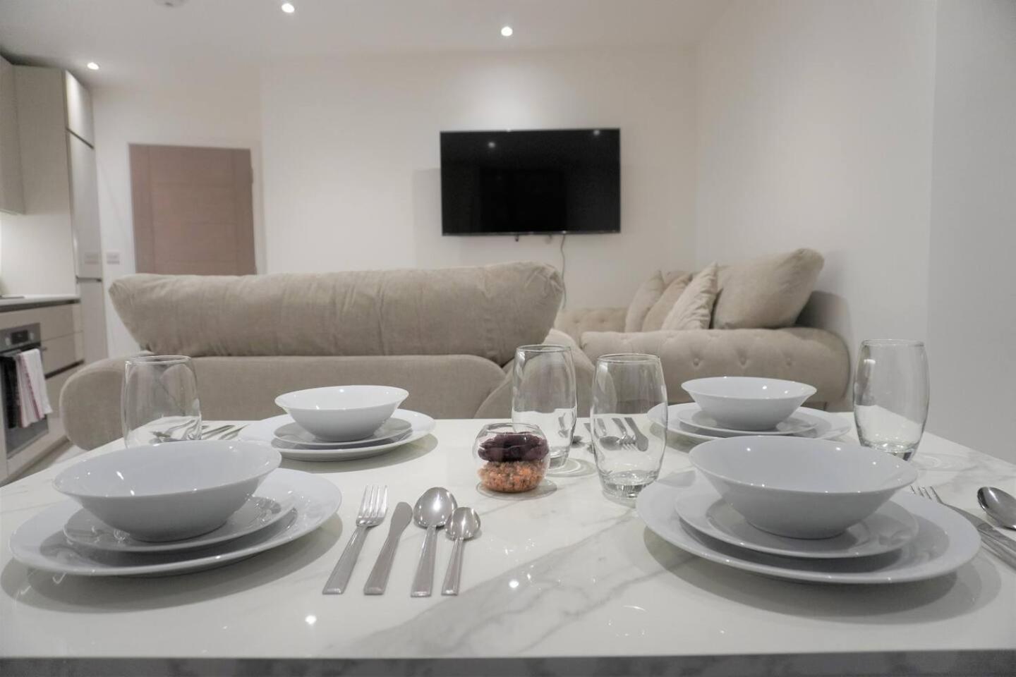 Aparthotel Queens Luxury Wembley Stadium -