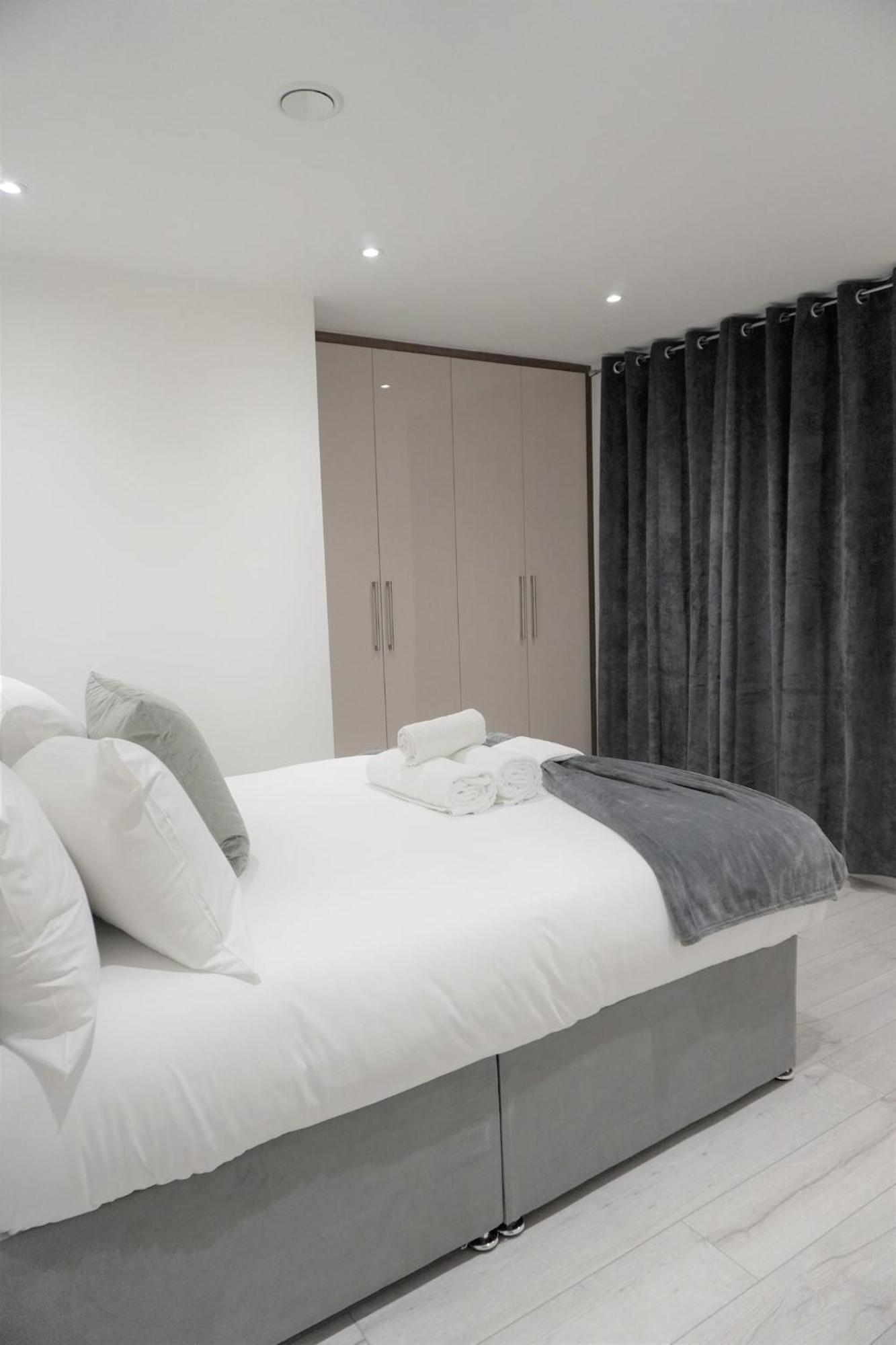 Aparthotel Queens Luxury Wembley Stadium -