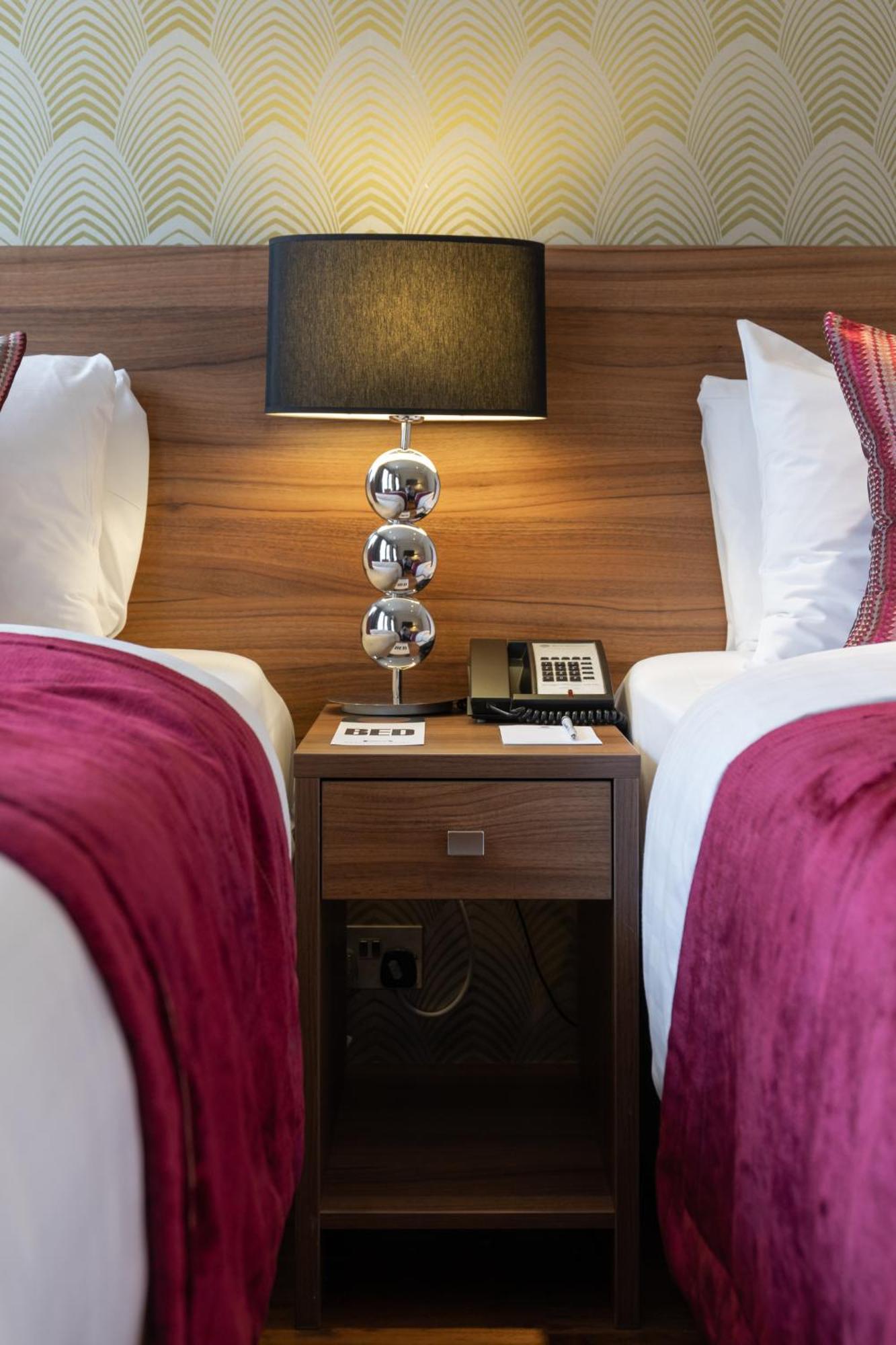 Best Western Mornington Hyde Park 4*