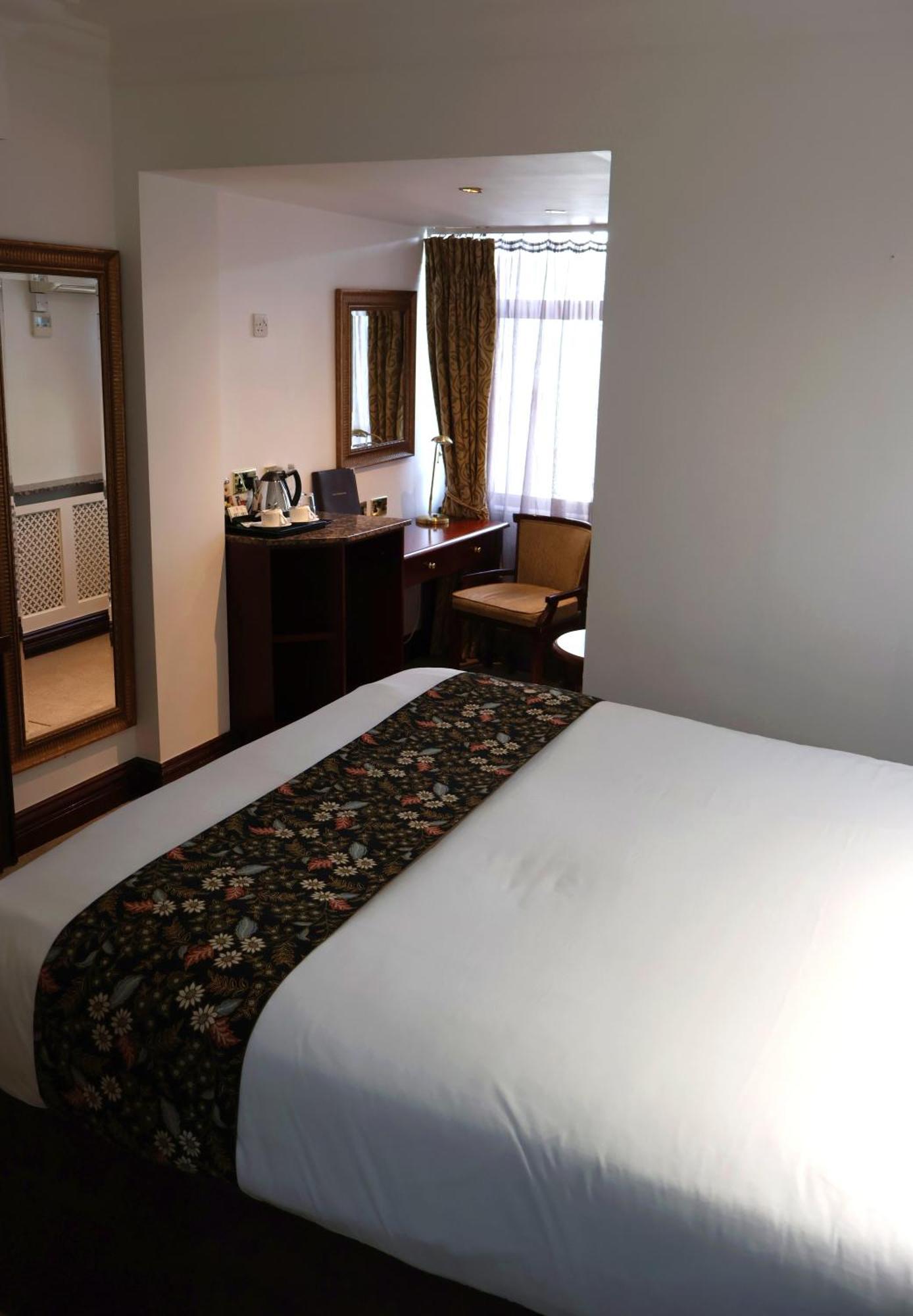 Dreamtel Kensington London
