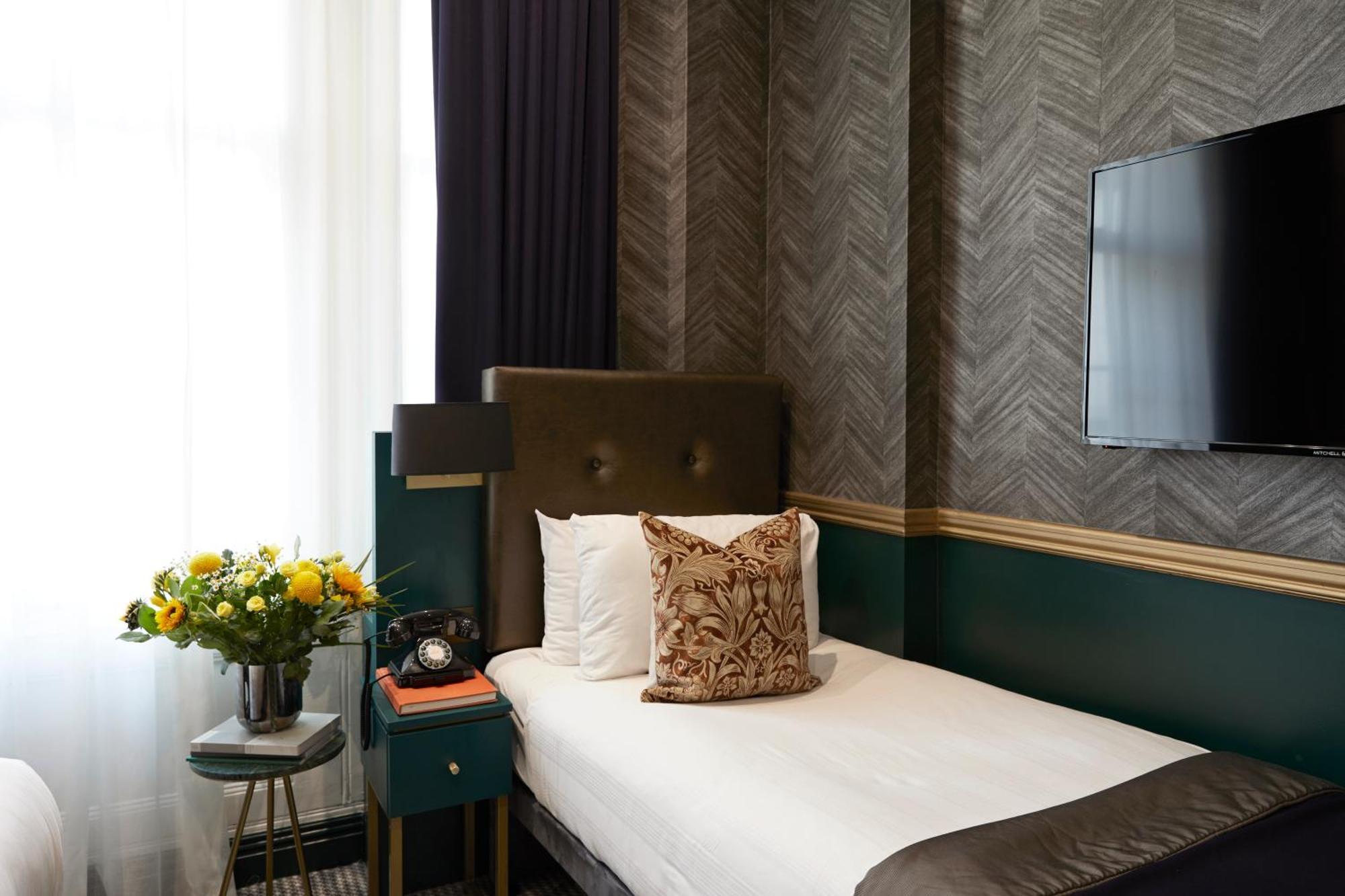 The Portico Hotell