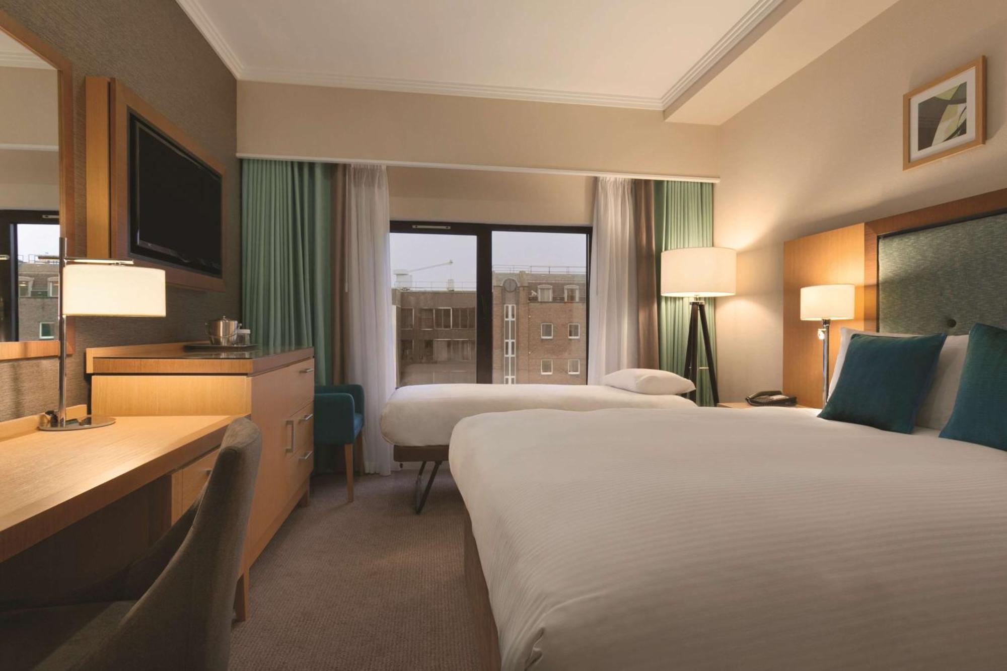Hotel Doubletree By Hilton Victoria 4*