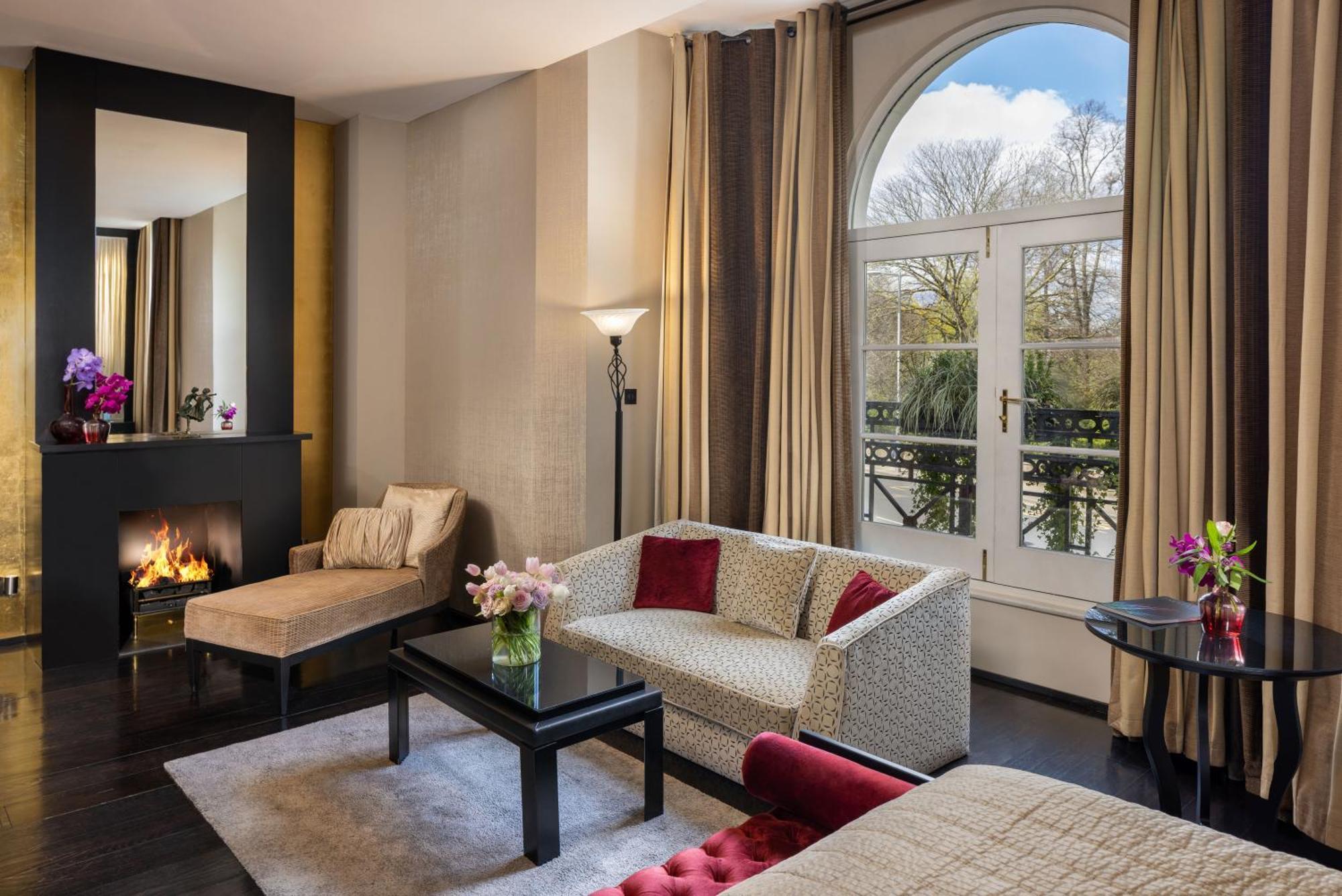 60 Hyde Park Gate 5* London