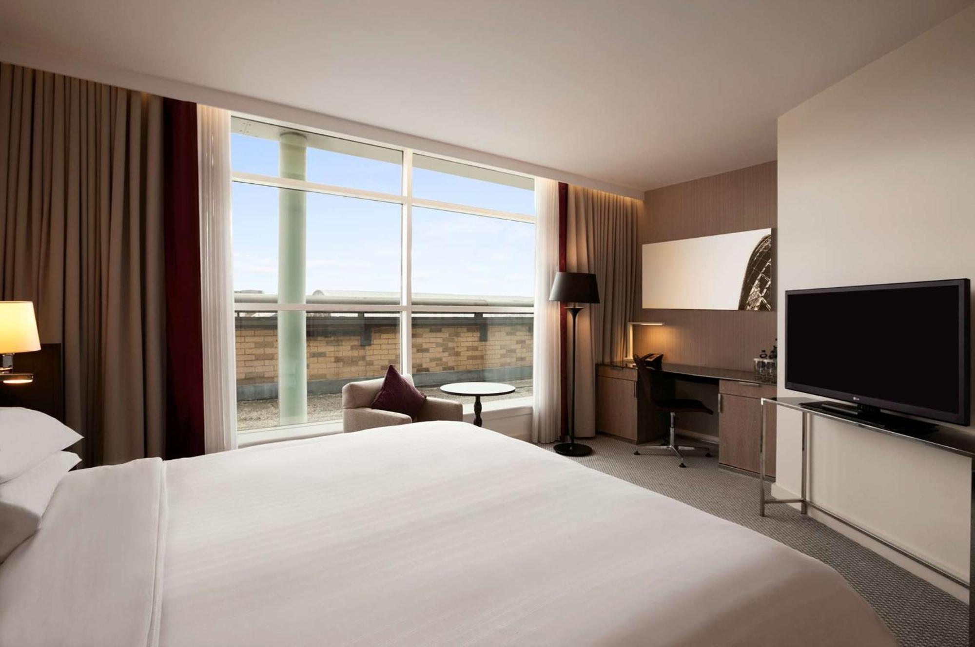 Hilton Angel Islington