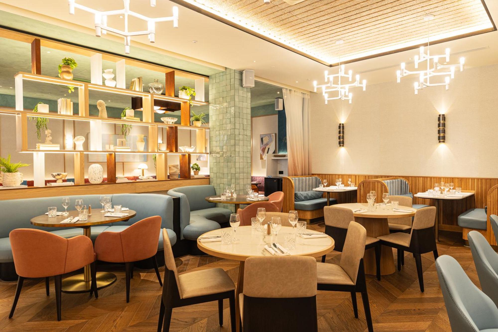 Hotel Doubletree By Hilton Victoria 4*