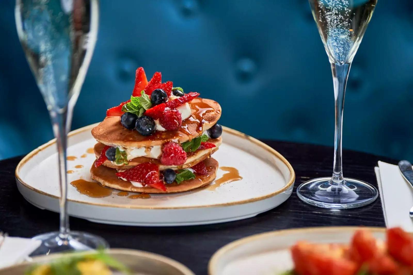 The Clermont London, Victoria London