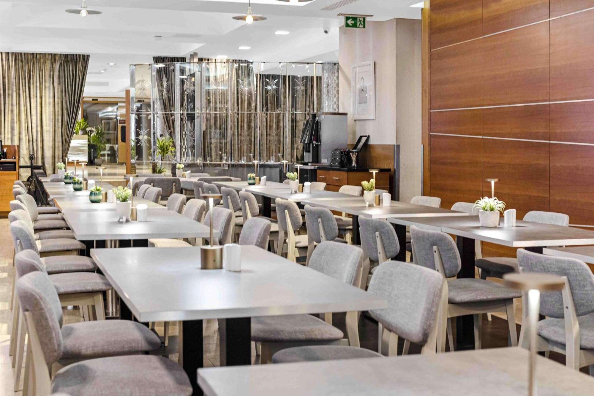 Hotell Doubletree By Hilton Kensington 4*