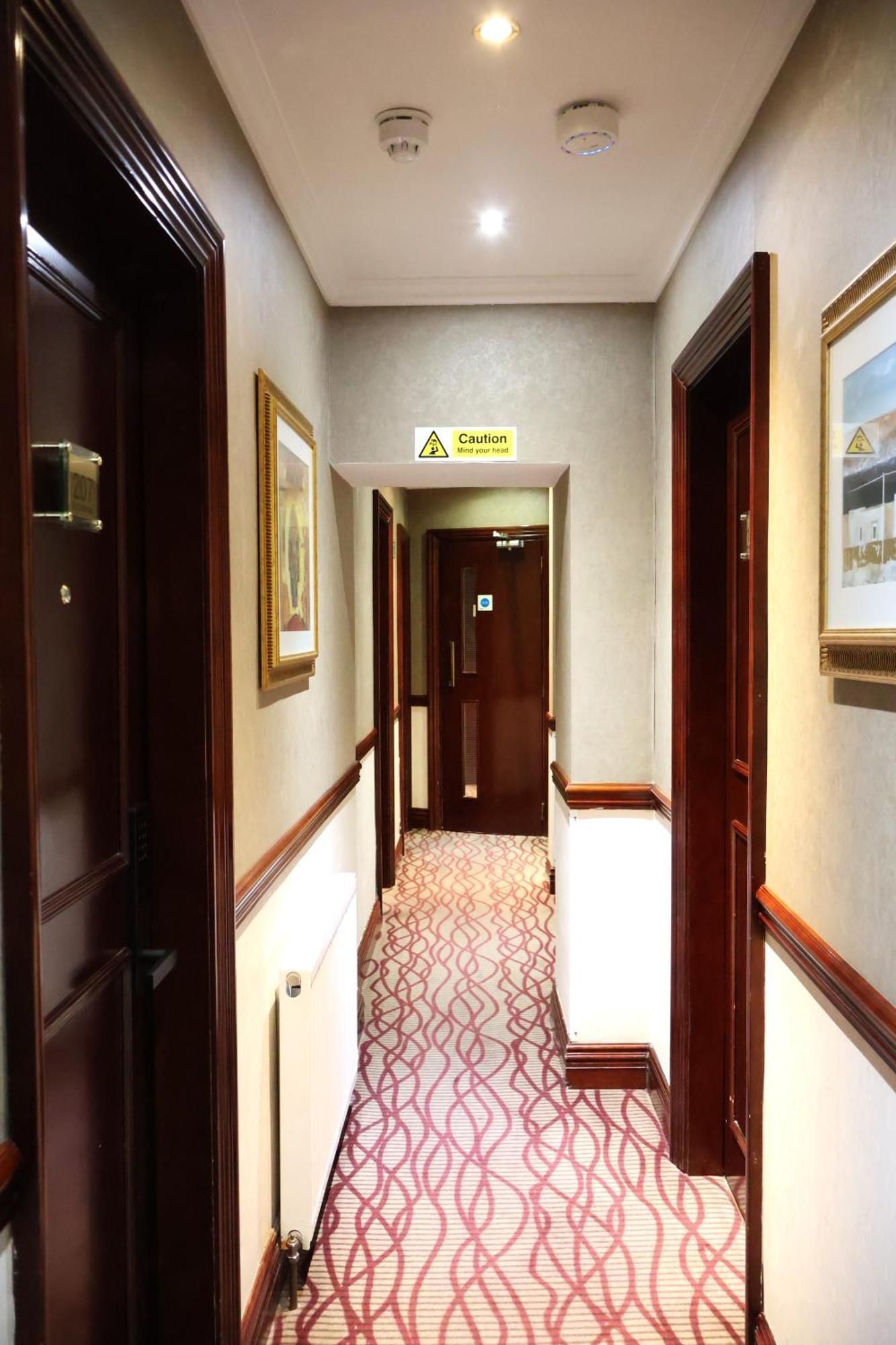 Dreamtel Kensington 3*