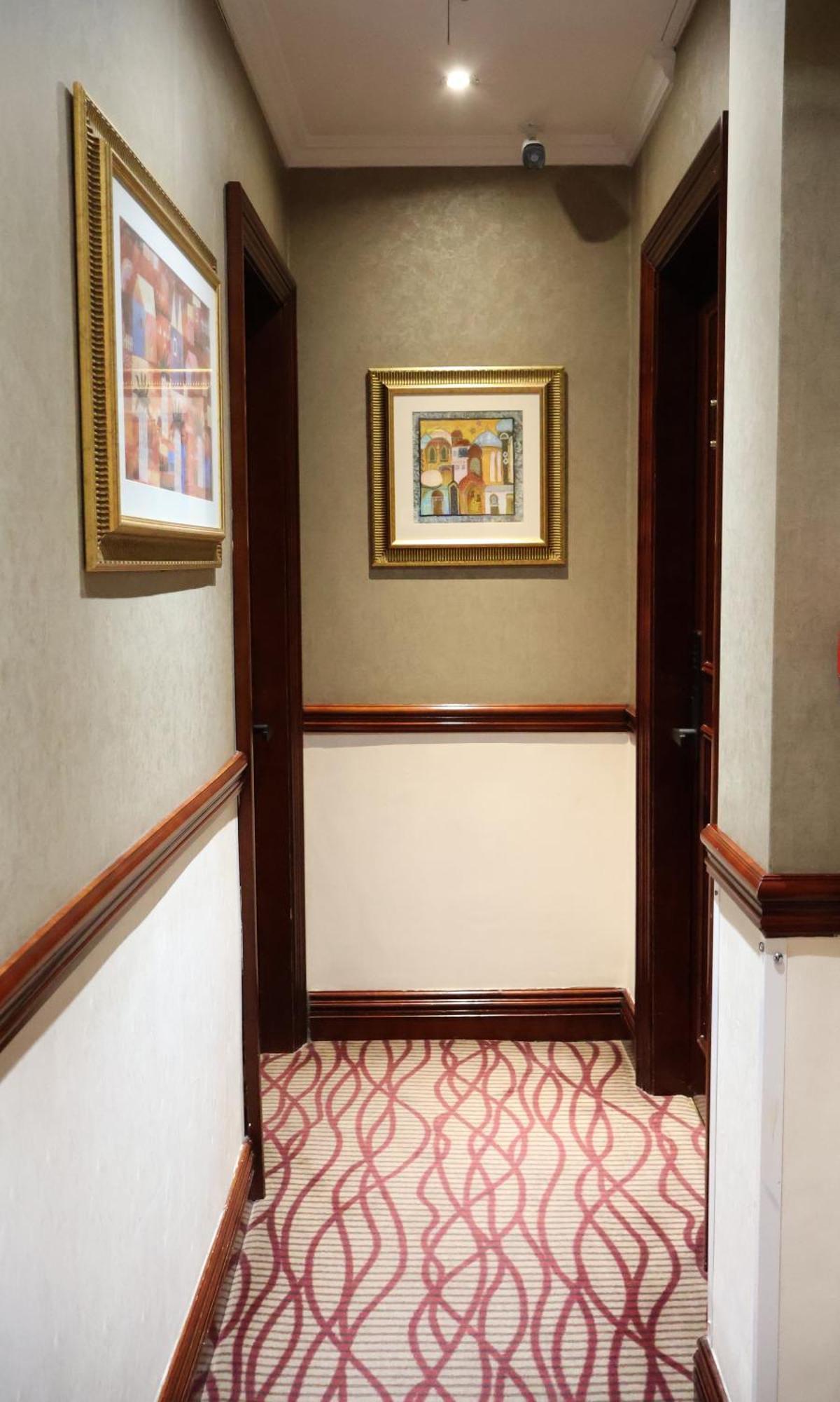 Dreamtel Kensington Hotel London