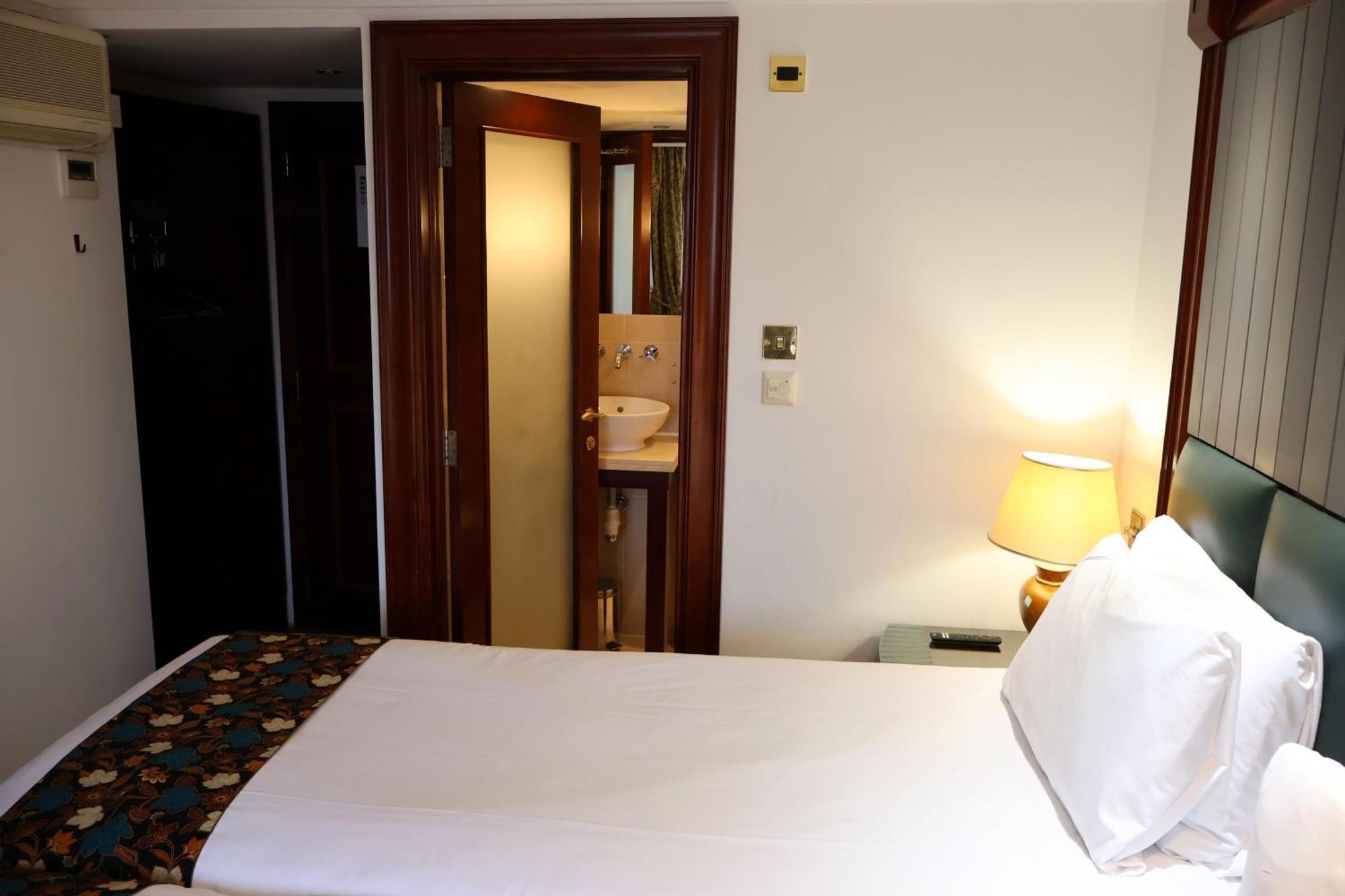 Dreamtel Kensington London