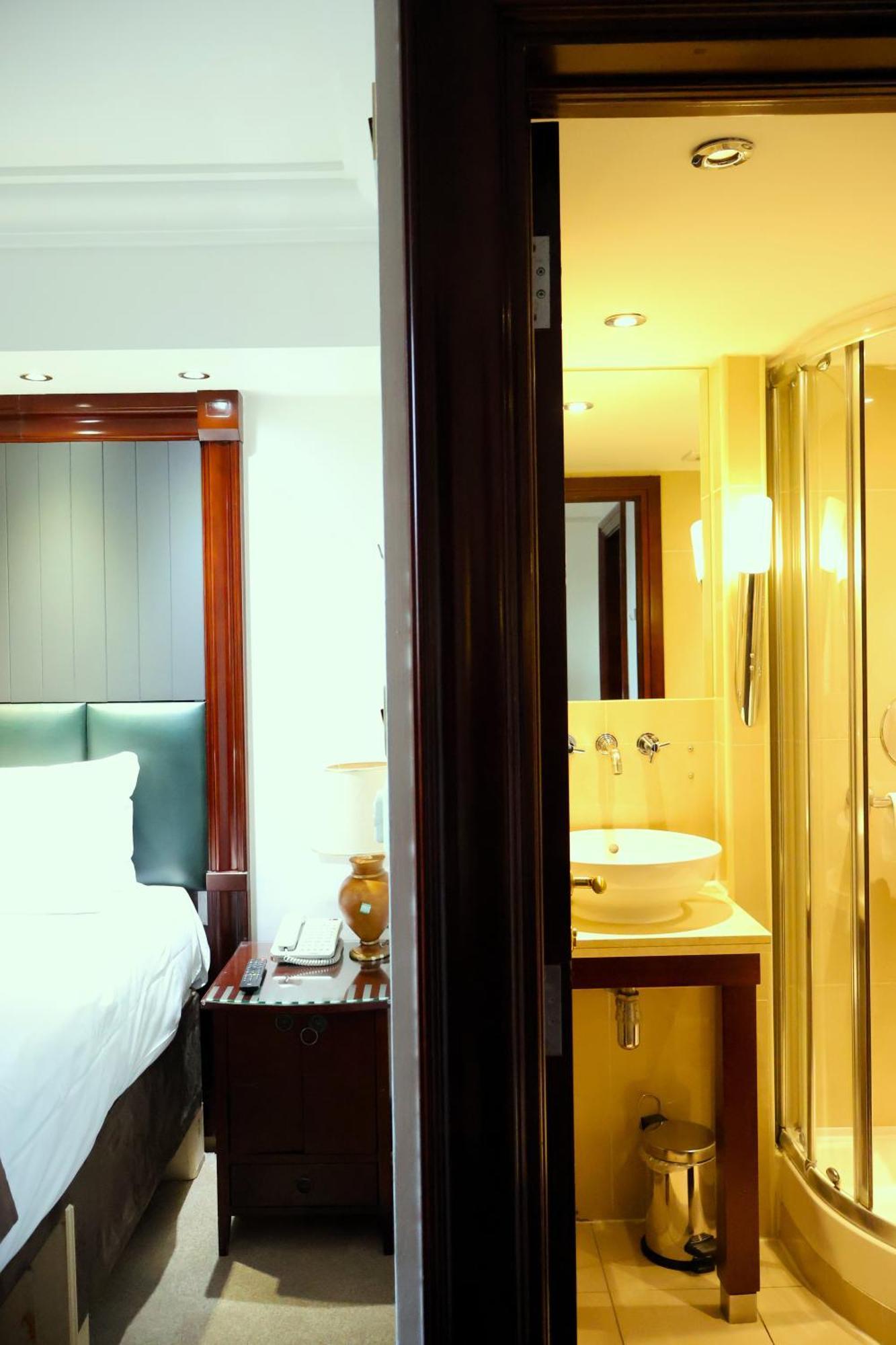Dreamtel Kensington 3* London