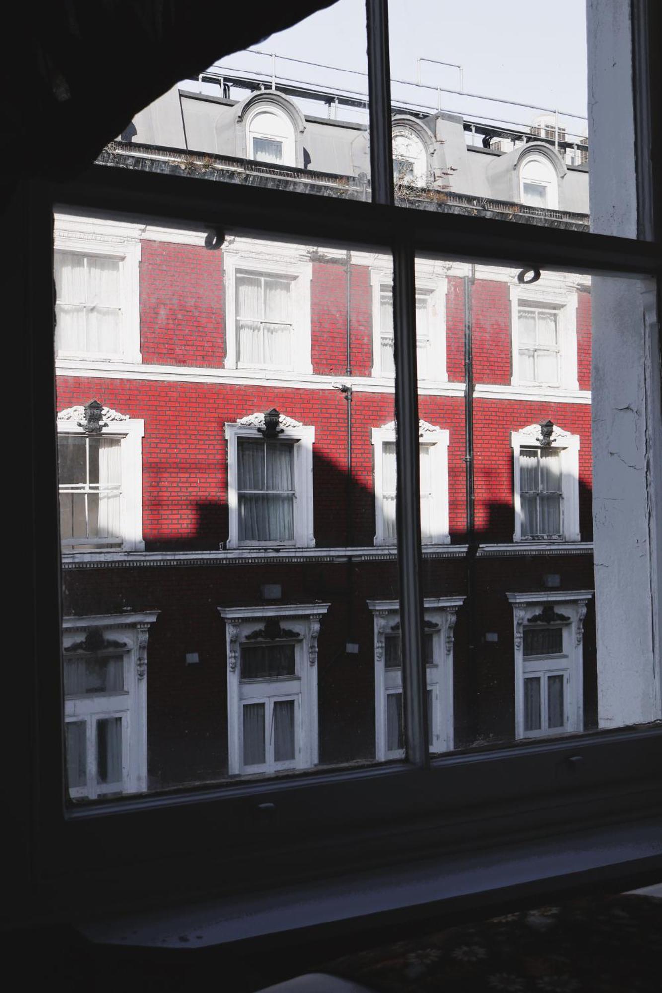 Dreamtel Kensington Hotel 3*