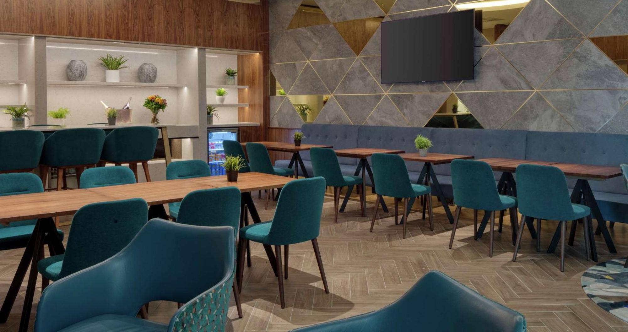 Hotel Hilton Angel Islington 4*