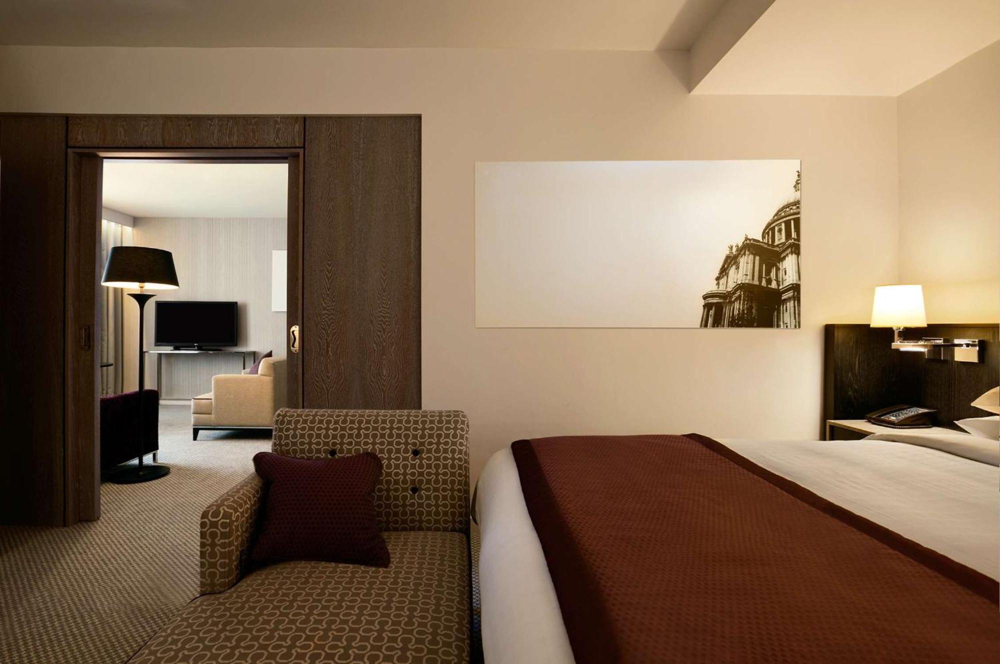 Hilton Angel Islington Hotel London