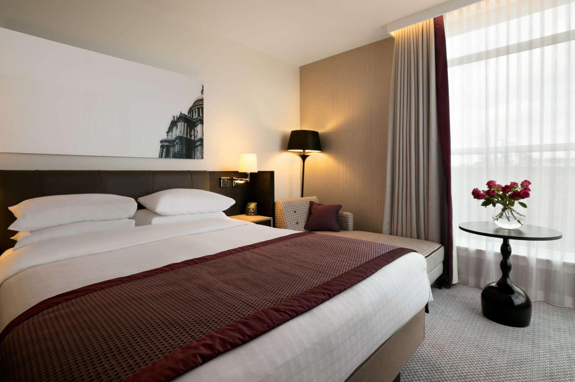 Hilton Angel Islington London