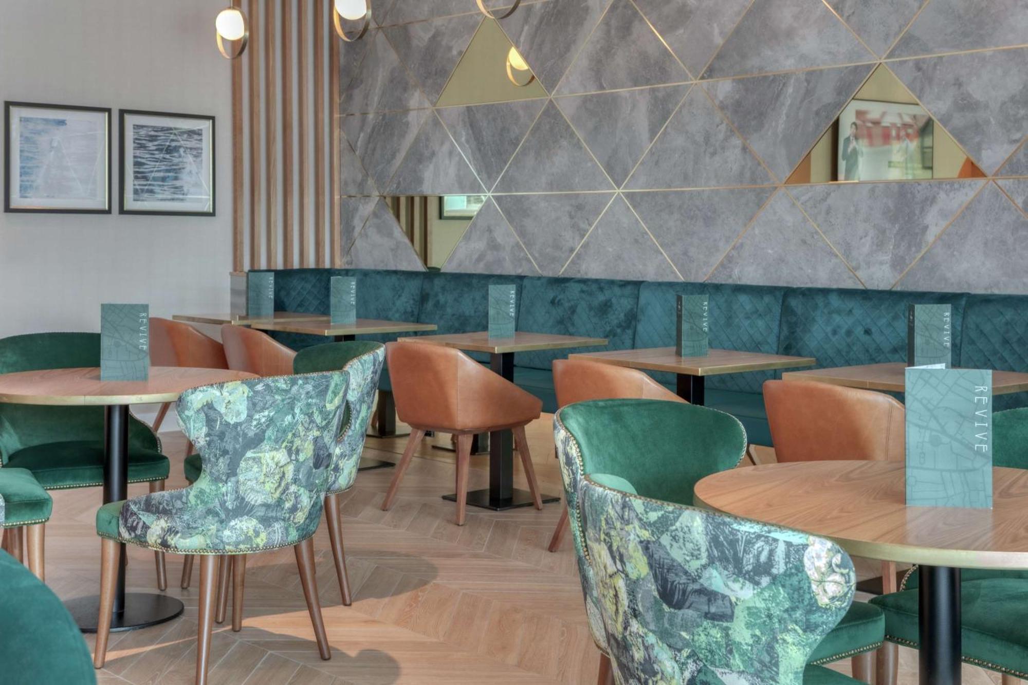 Hilton Angel Islington Hotel