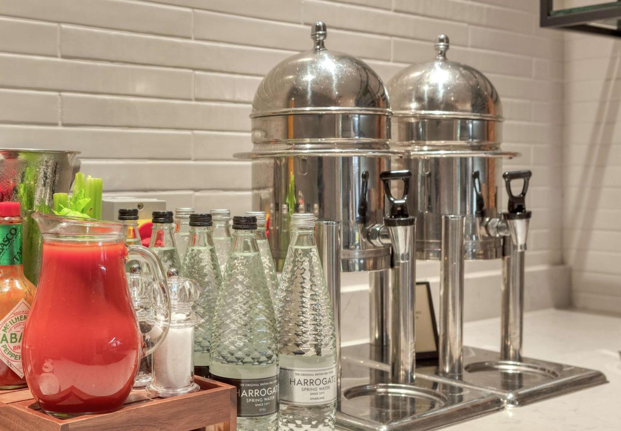 Hilton Angel Islington 4*
