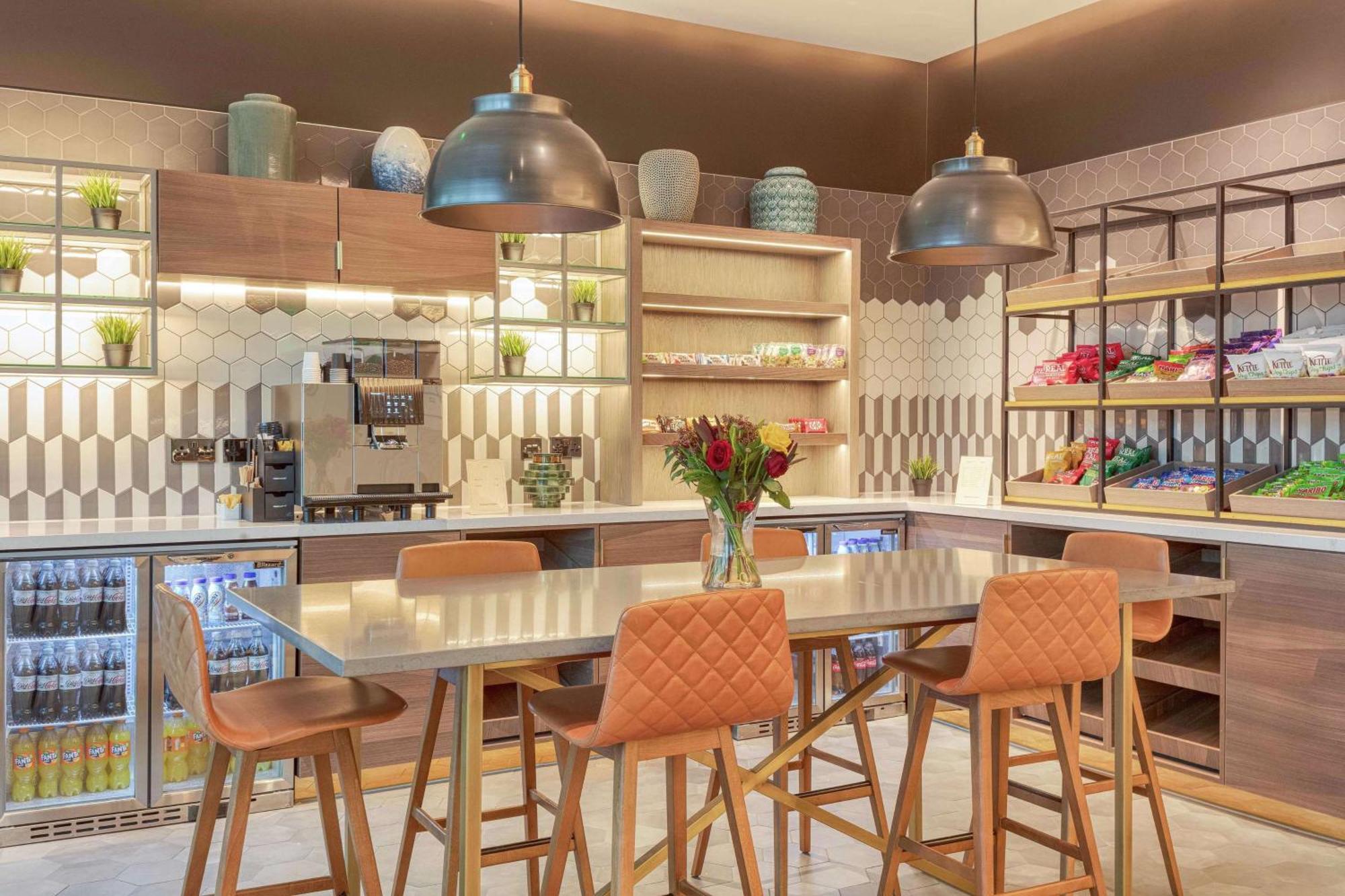 Hilton Angel Islington 4* London