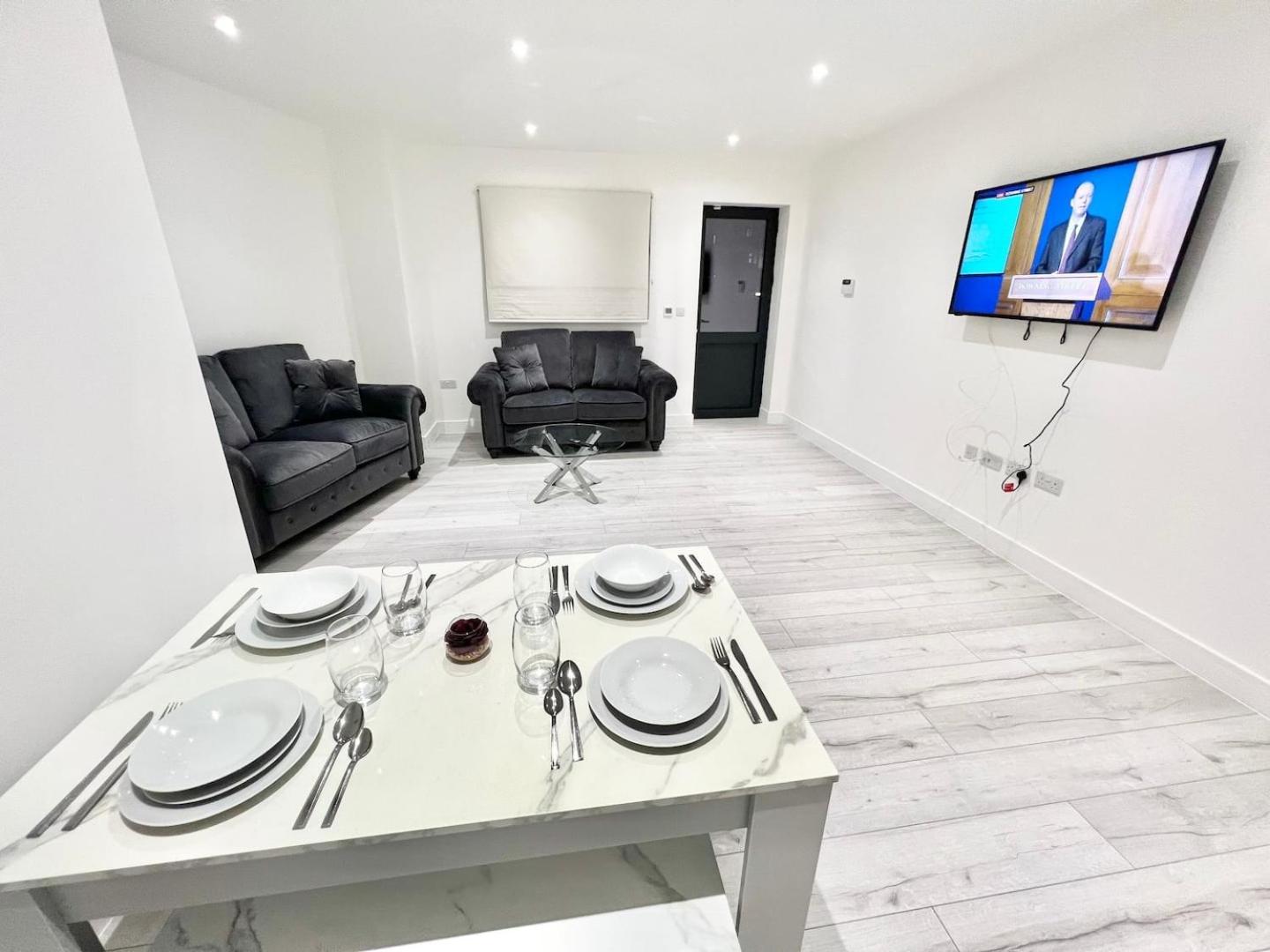 Aparthotel Queens Luxury Wembley Stadium -