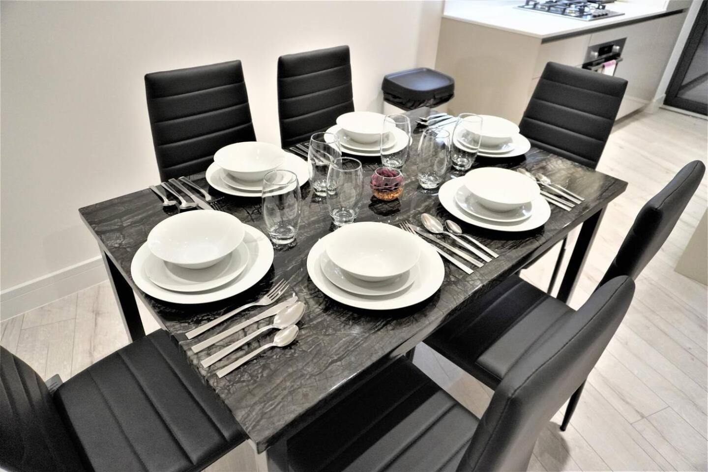 Queens Luxury Wembley Stadium -