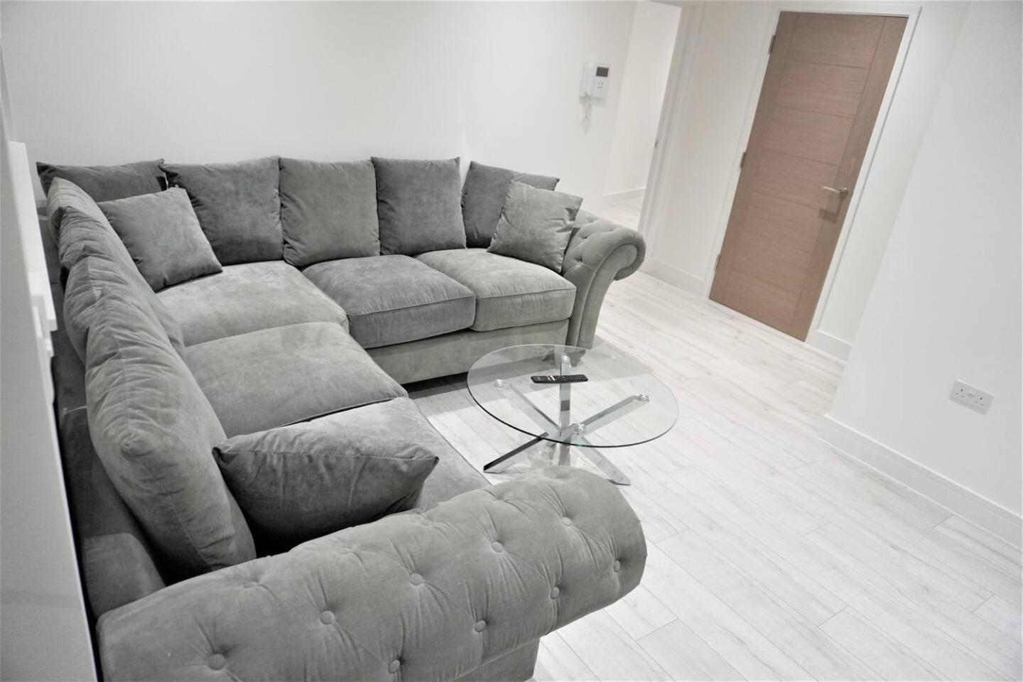 Aparthotel Queens Luxury Wembley Stadium -