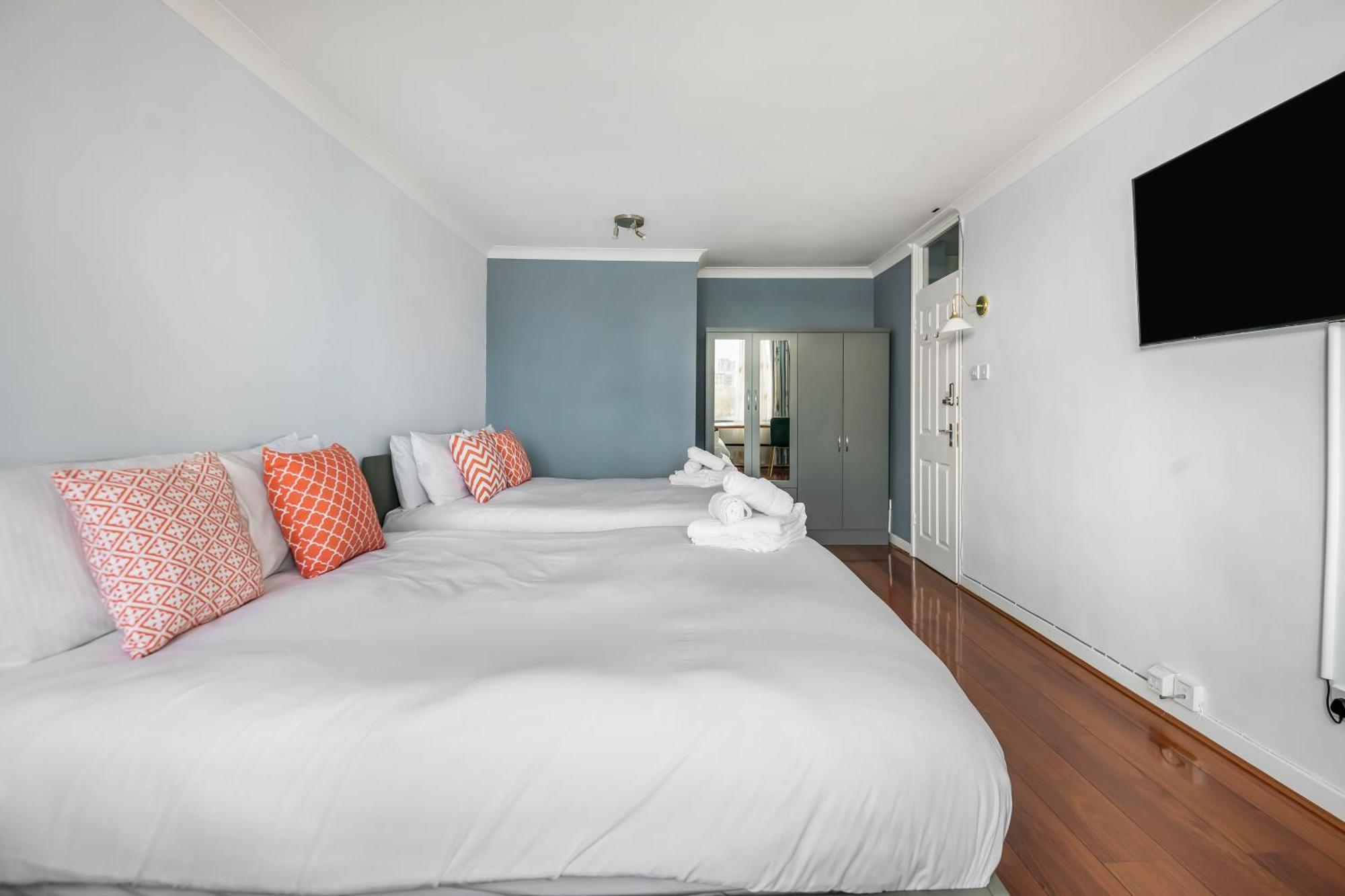 Leilighet Riverside 3br With Easy Transport 20mins To Centre London