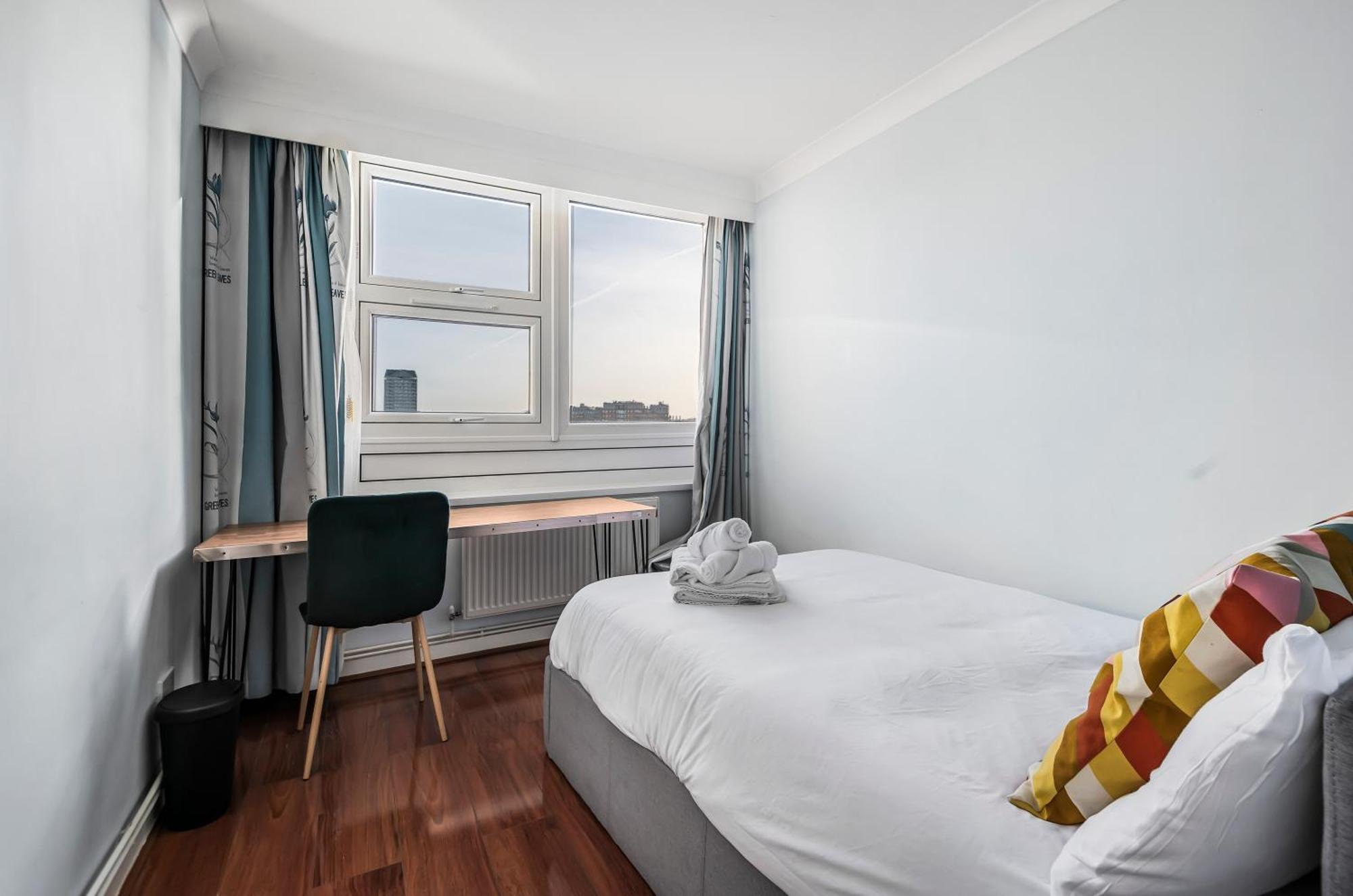 Riverside 3br With Easy Transport 20mins To Centre London
