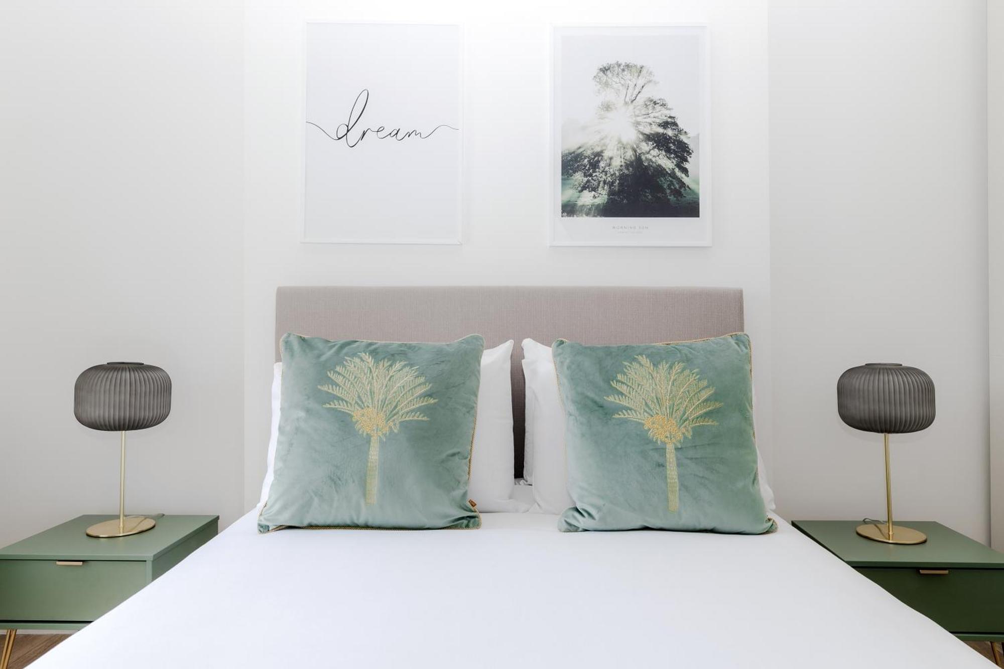 Stylish - Hyde Park Apartment
