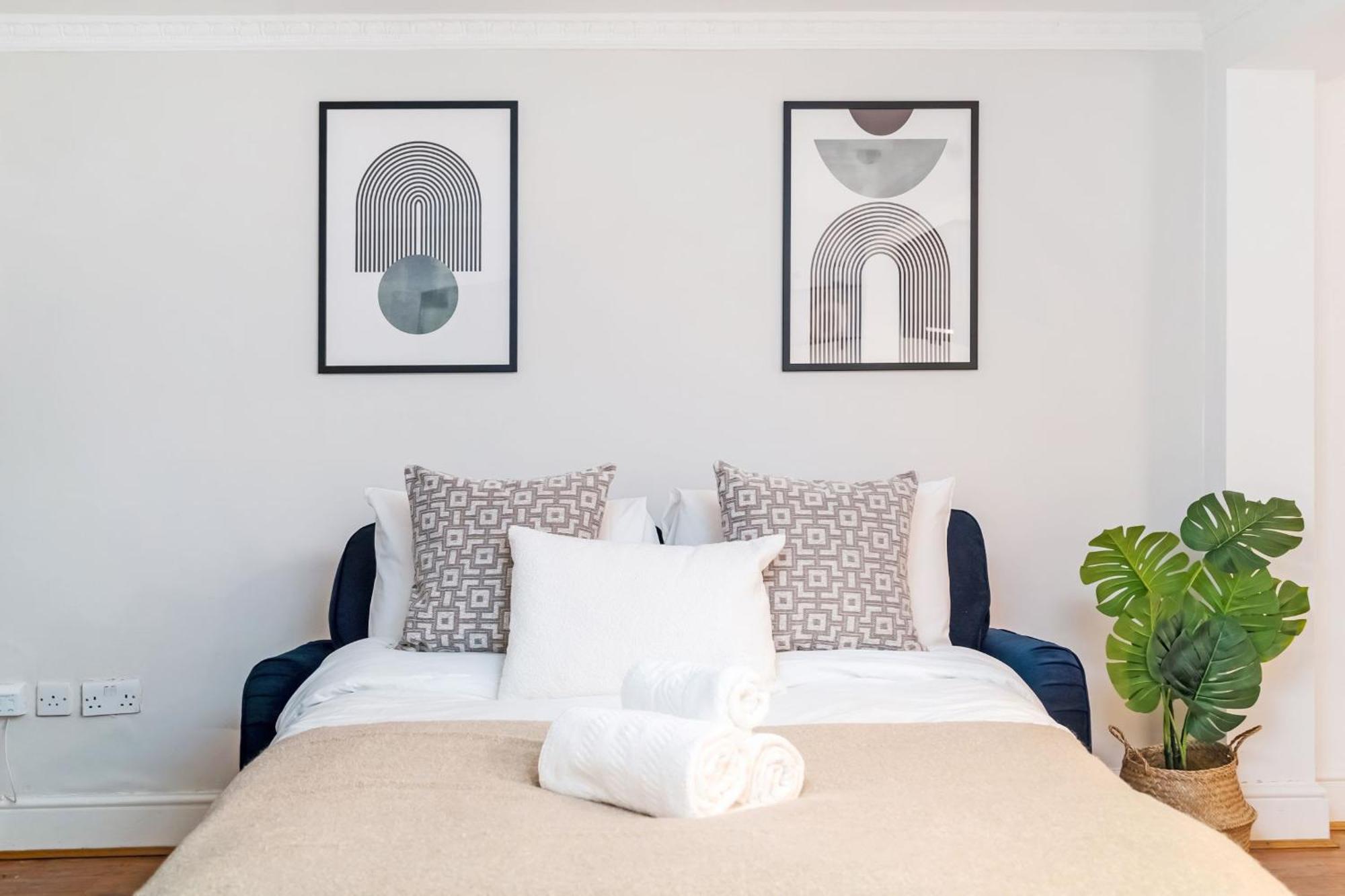 Vauxhall - 2br With Patio - Cityapartmentstay Apartment *