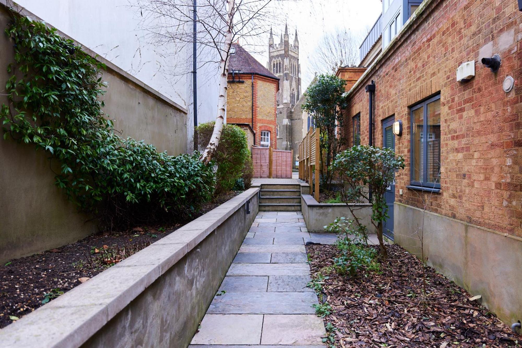 The Putney Escape - Trendy 2bdr Flat With Terrace + Parking * London