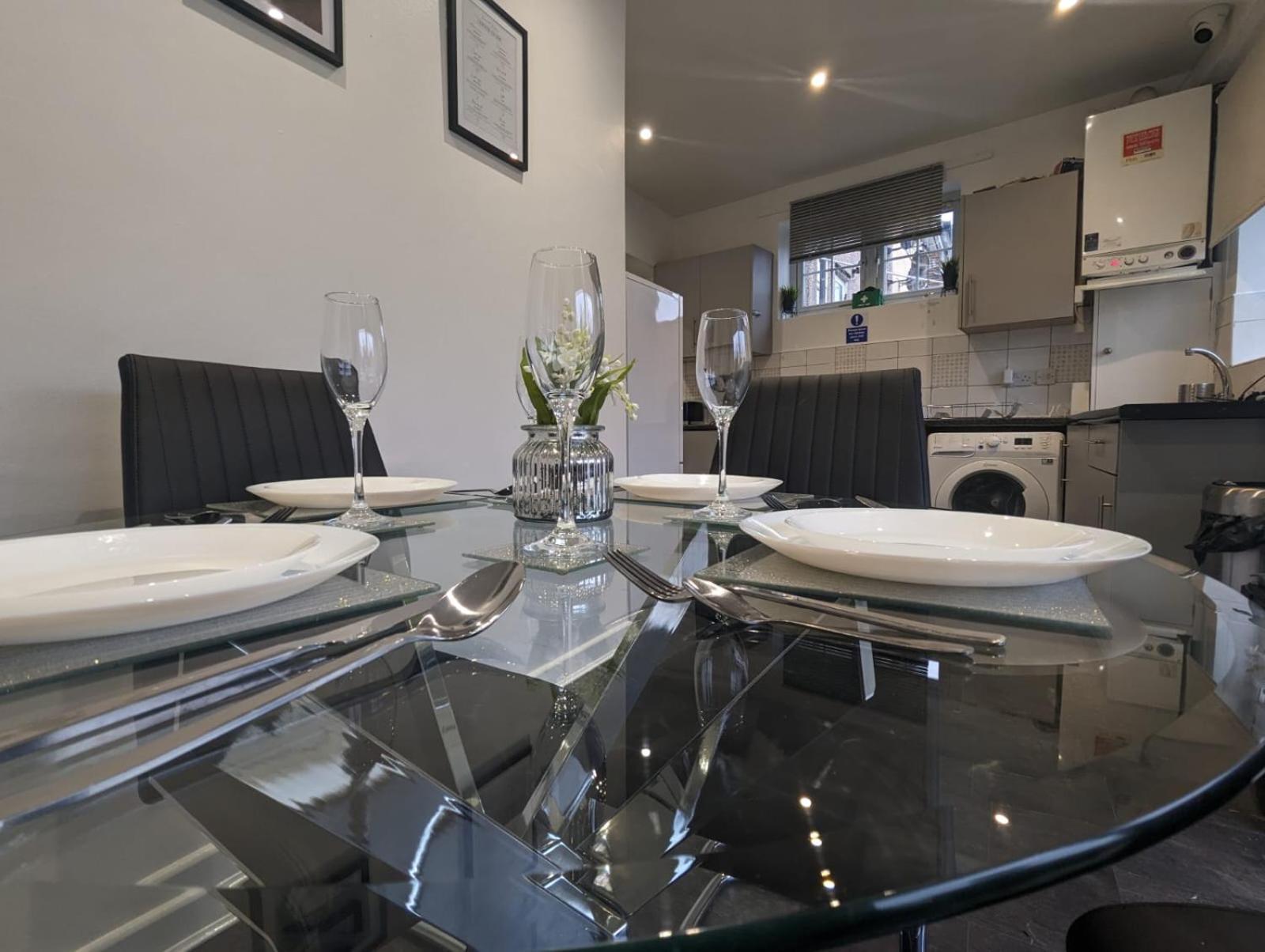 The Manor In Wembley * London