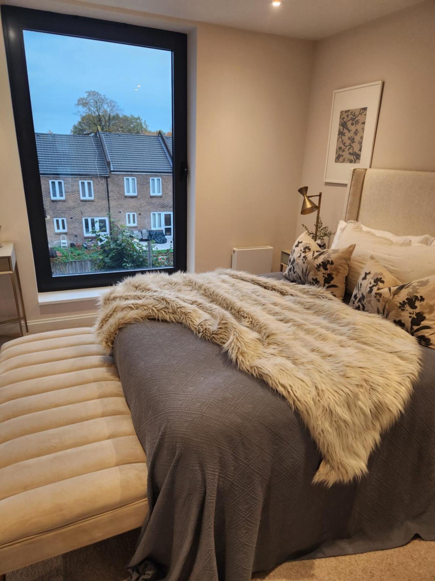 Kings Mews Elegance: City Sparrow's Premier 3-bedroom Residences * London