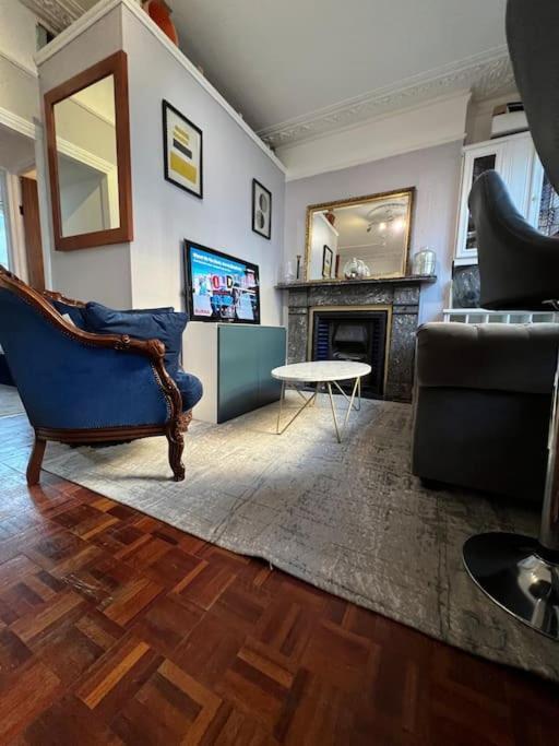 Central London Apartment Apartment
