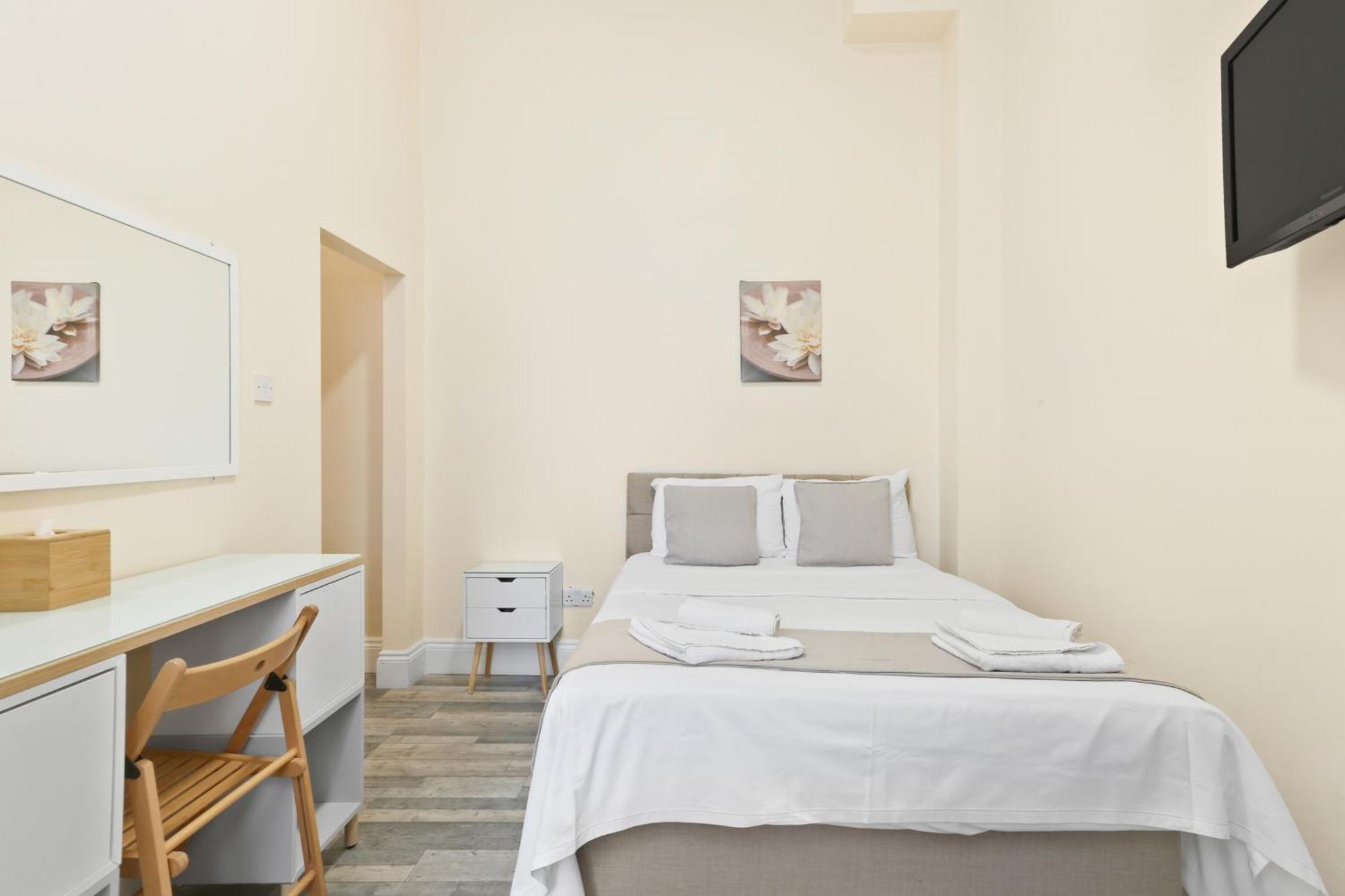 Beiroom Hyde Park * London