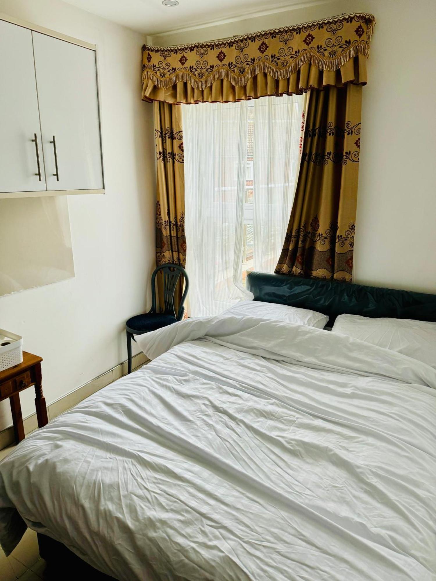 Bed & Breakfast The Great Falcon *