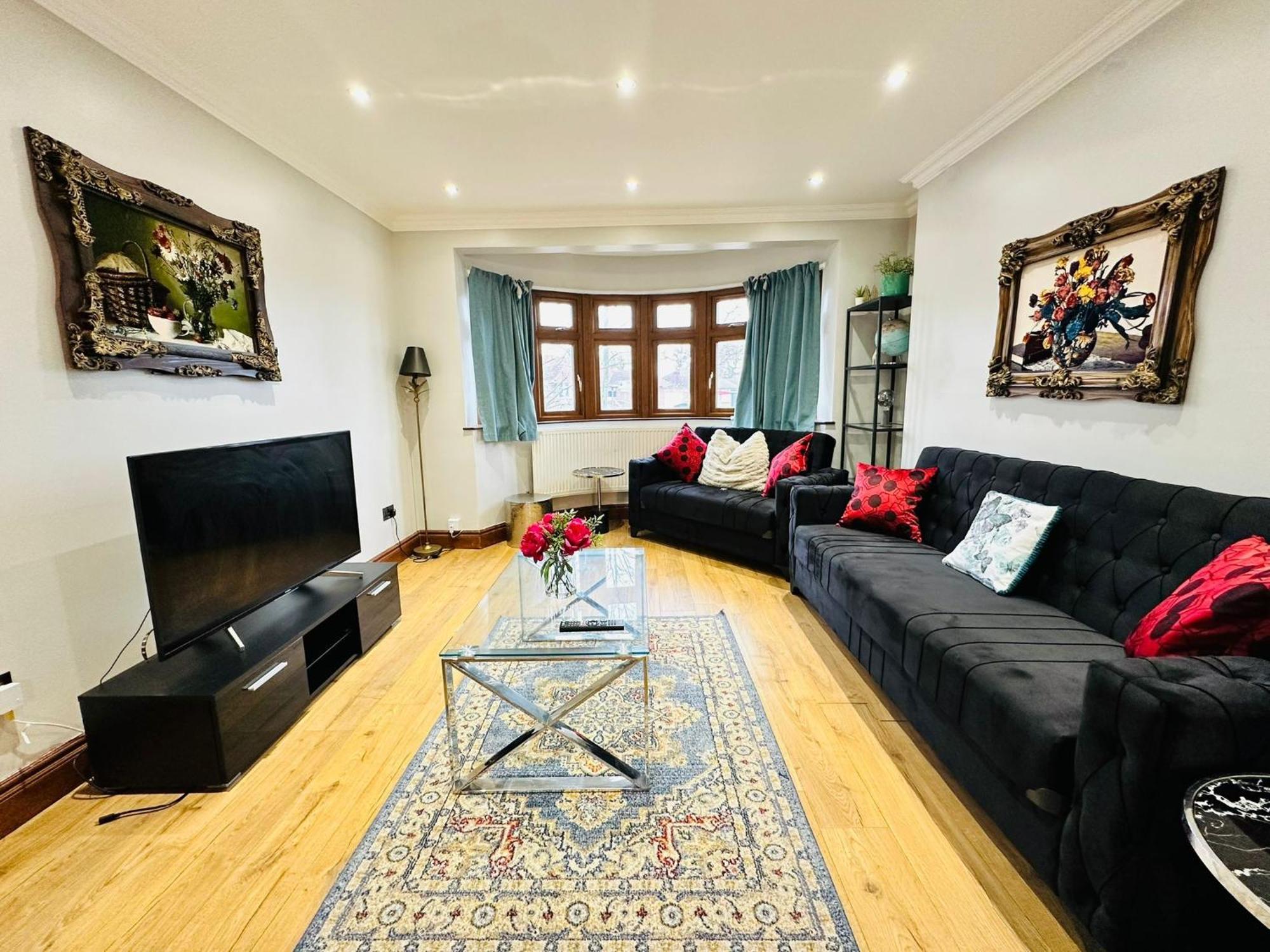 Apartment Spacious 6 Bed In Wembly, London