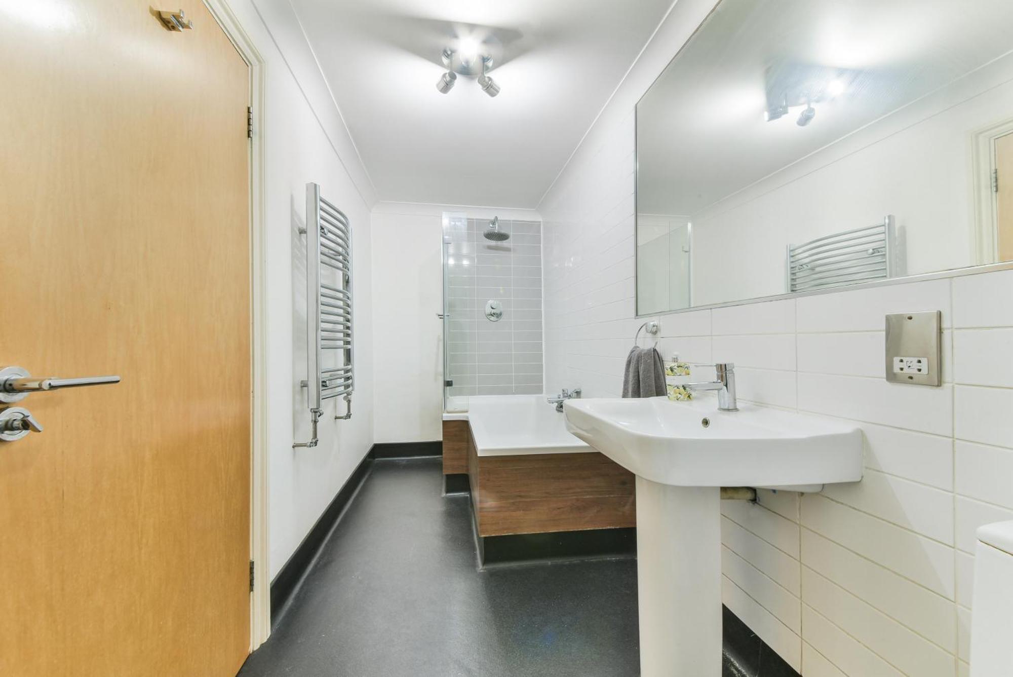 Fantastic Central Line City-pad! Apartment