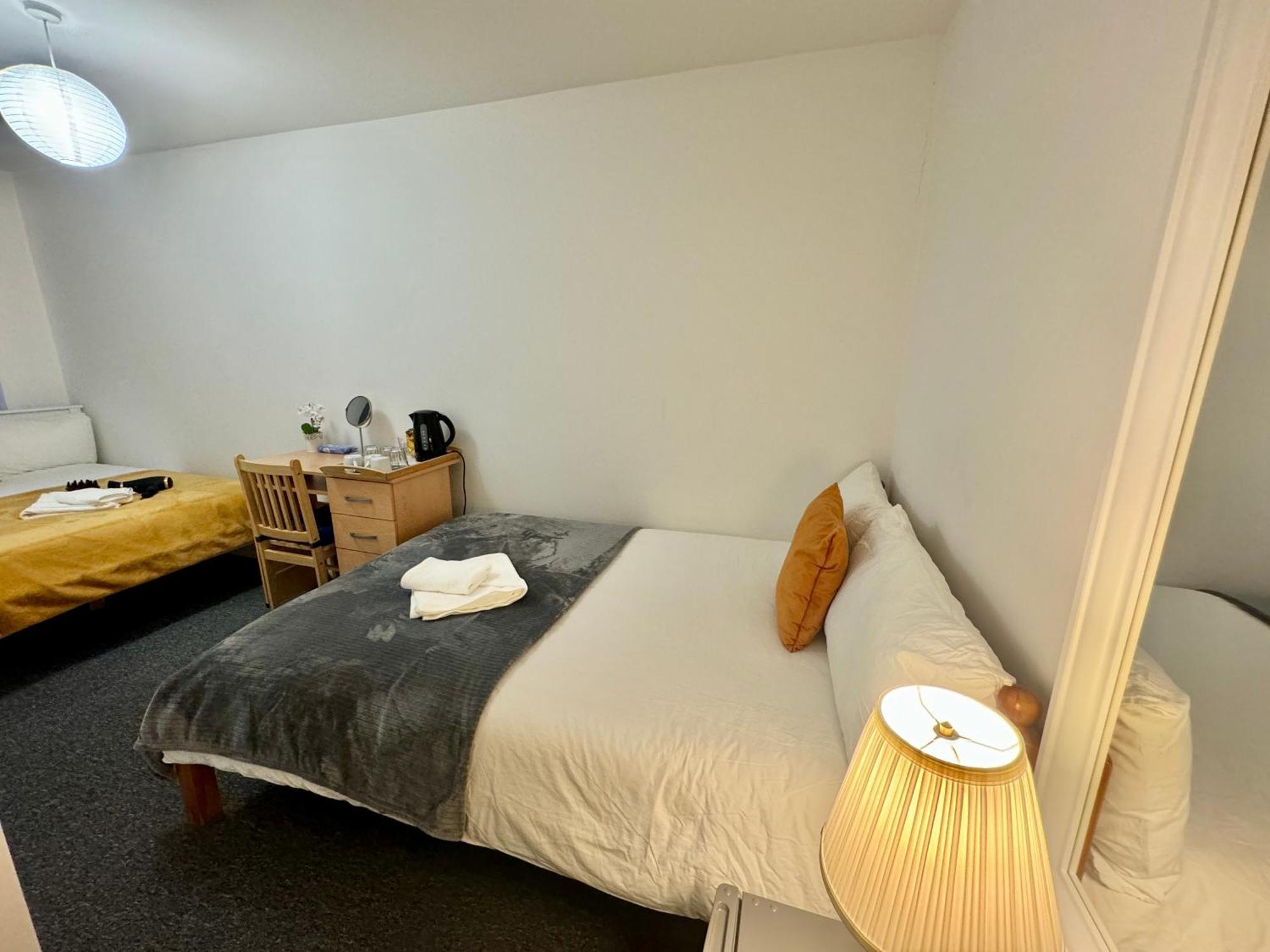 Cosmopolitan Comfort Private Bedrooms In Euston 106 Homestay London