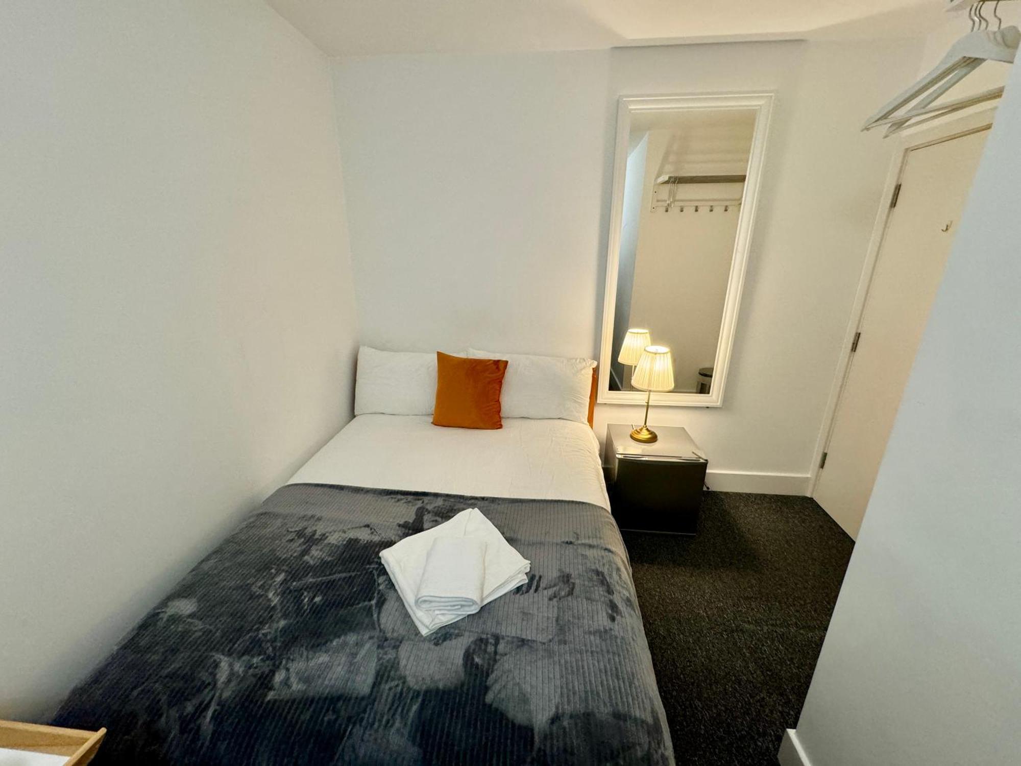 Cosmopolitan Comfort Private Bedrooms In Euston 106 Privatunterkunft