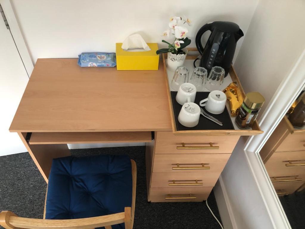 Cosmopolitan Comfort Private Bedrooms In Euston 106 Homestay London