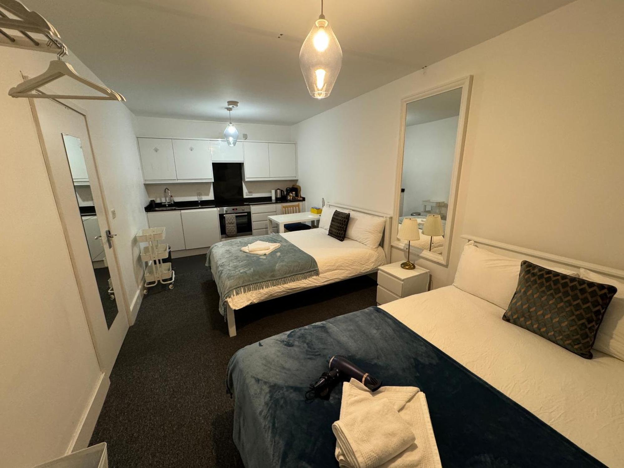 Privatunterkunft Cosmopolitan Comfort Private Bedrooms In Euston 106 *