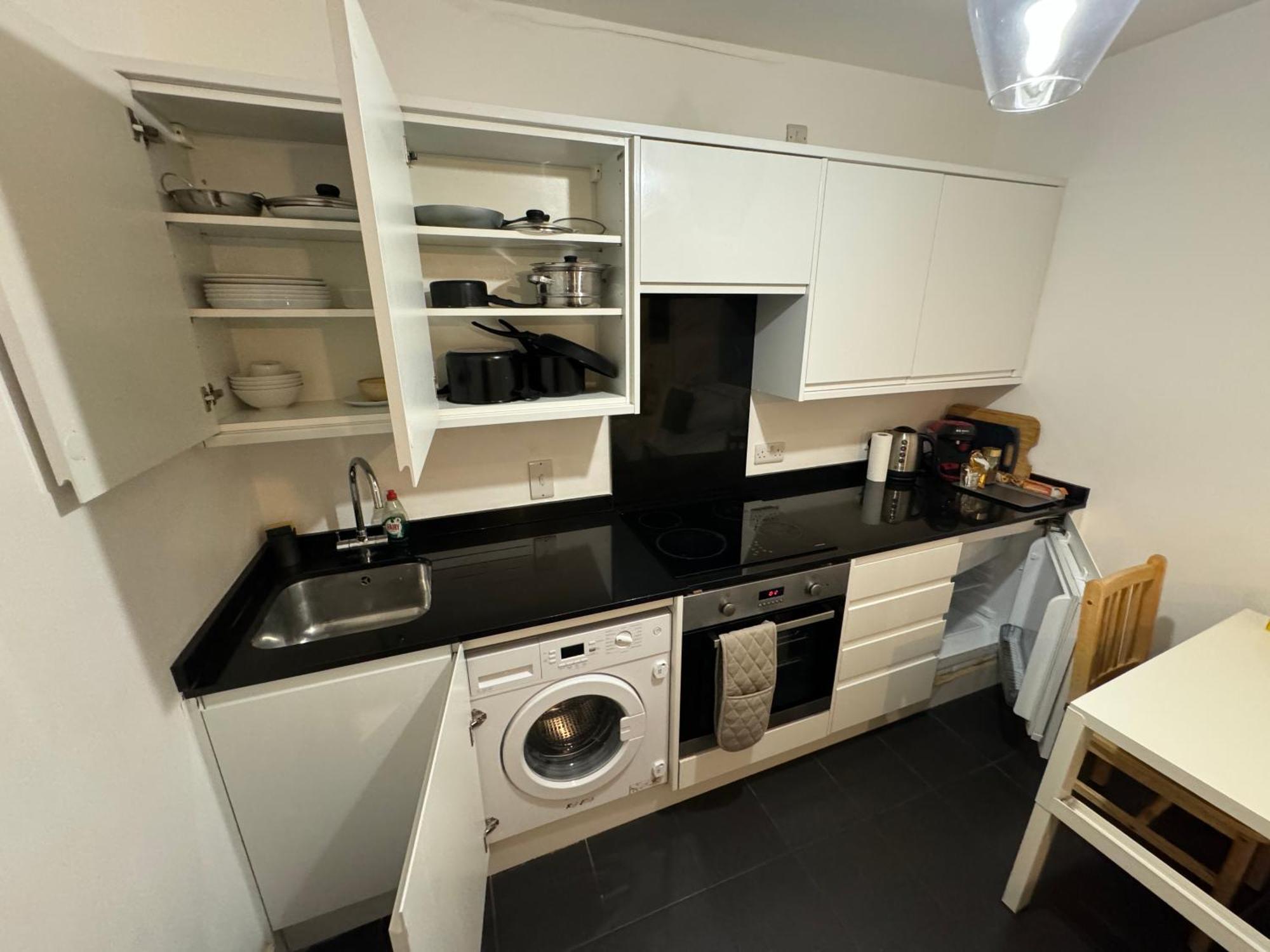 Privatunterkunft Cosmopolitan Comfort Private Bedrooms In Euston 106