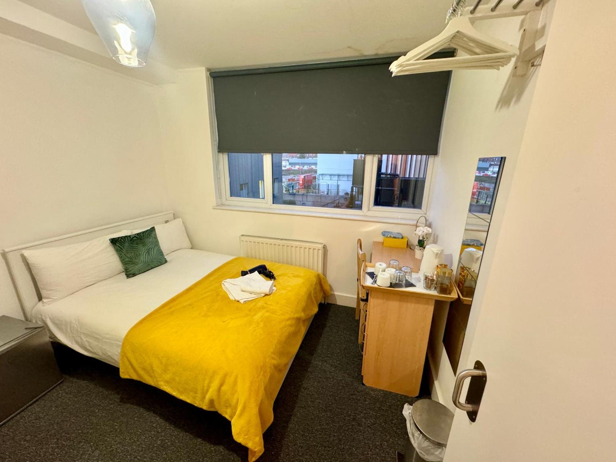 Privatunterkunft Cosmopolitan Comfort Private Bedrooms In Euston 106 *