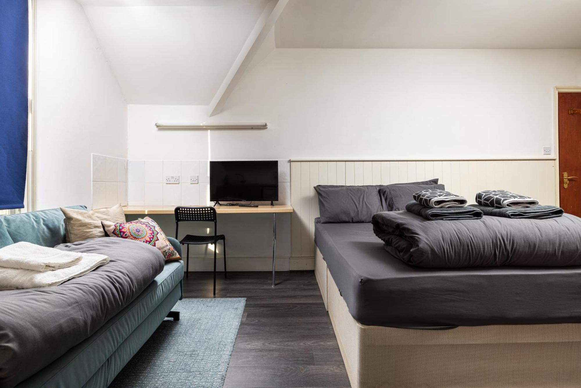 Very Large Studio On Finchley Road 15 Apartment *