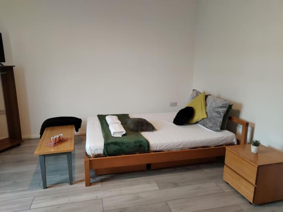 Ferienhaus Cosy Near E1 London