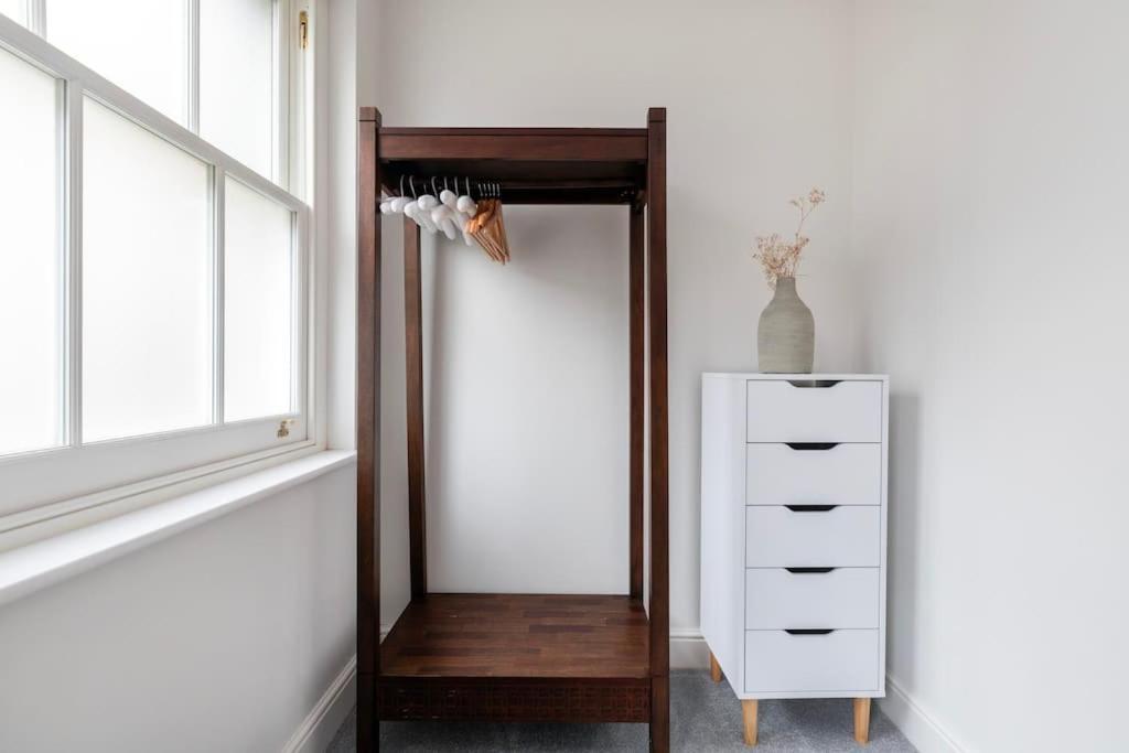 Beautiful 3 Bd House In Paddington * London