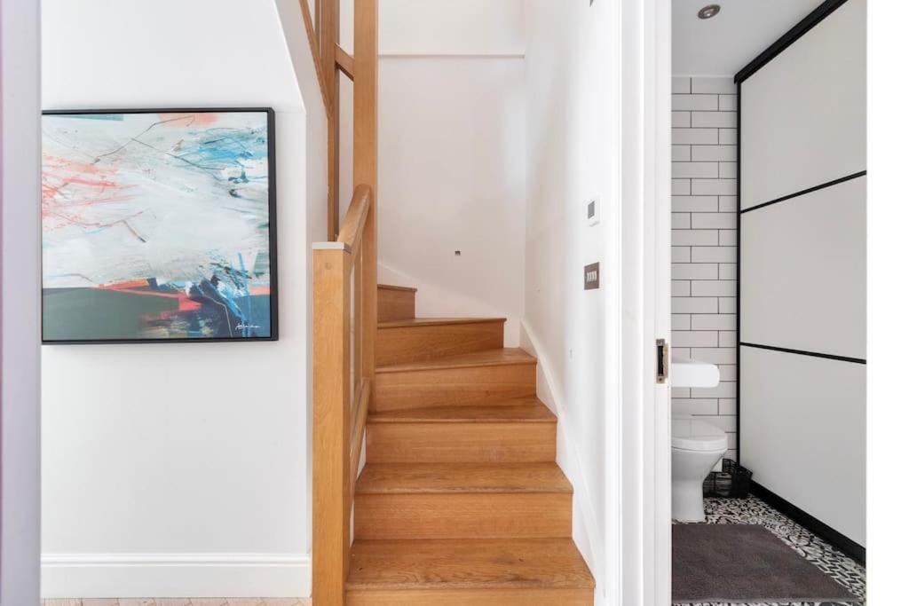 Beautiful 3 Bd House In Paddington Apartment *