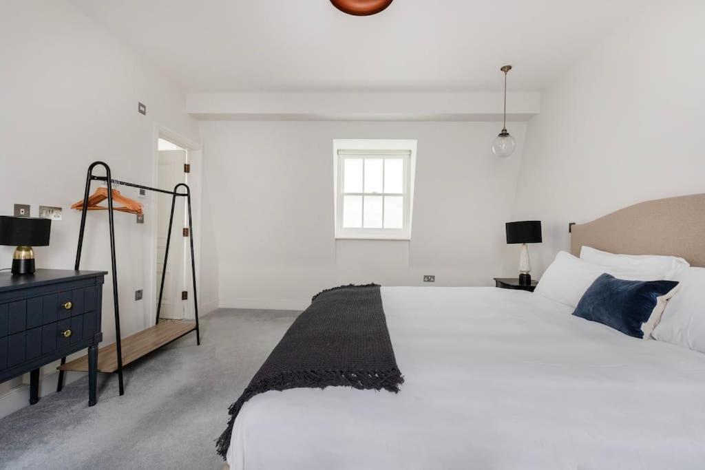 Beautiful 3 Bd House In Paddington Leilighet