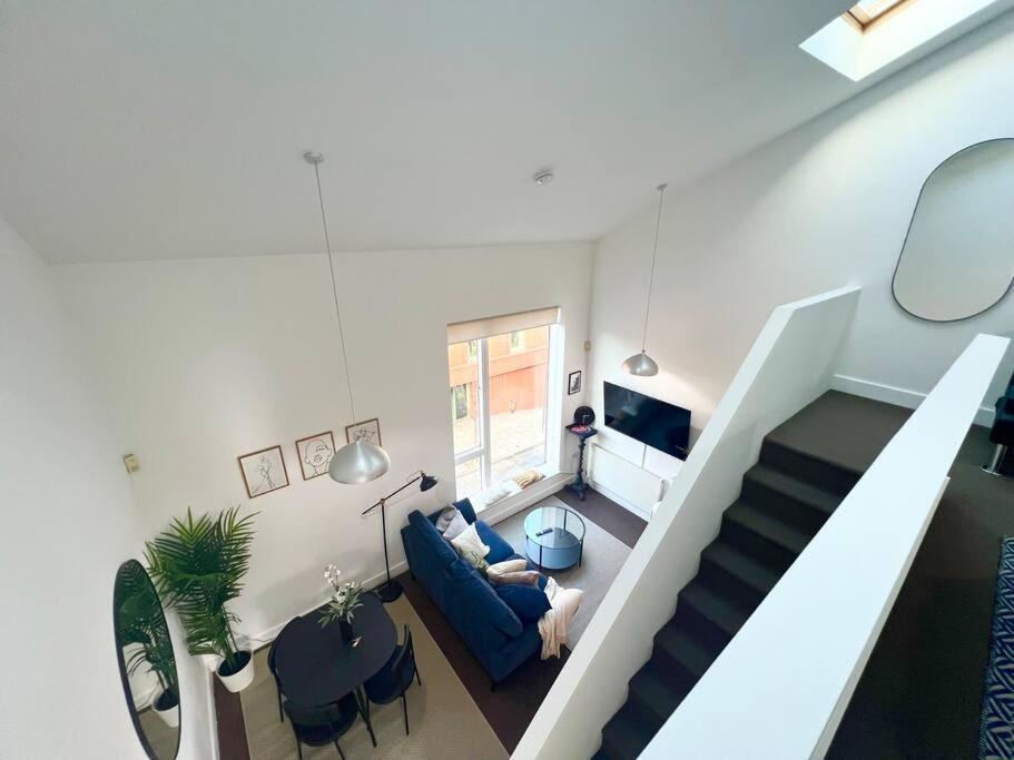 Camden Loft Apartment- 3 Apartment